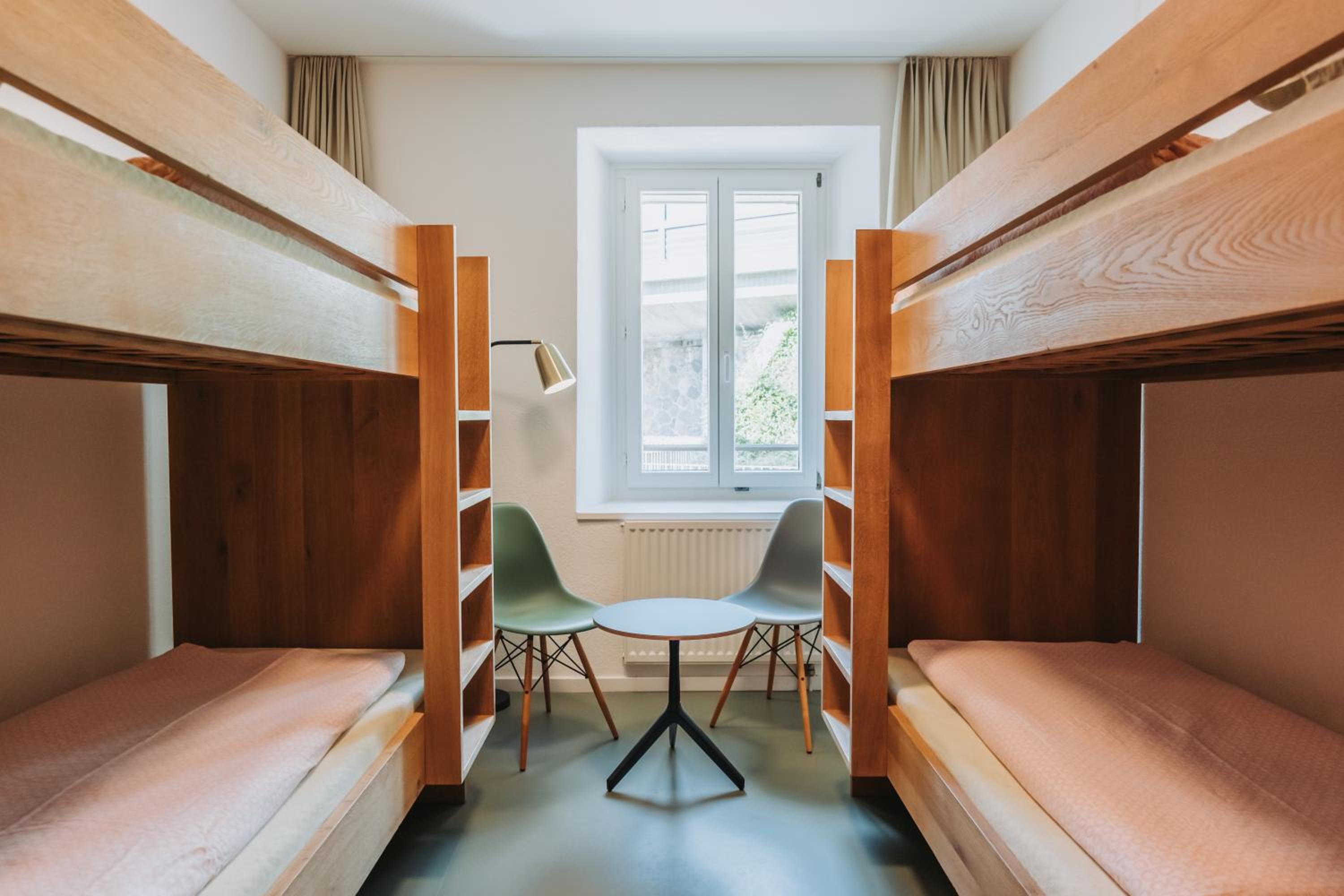 Montreux Youth Hostel