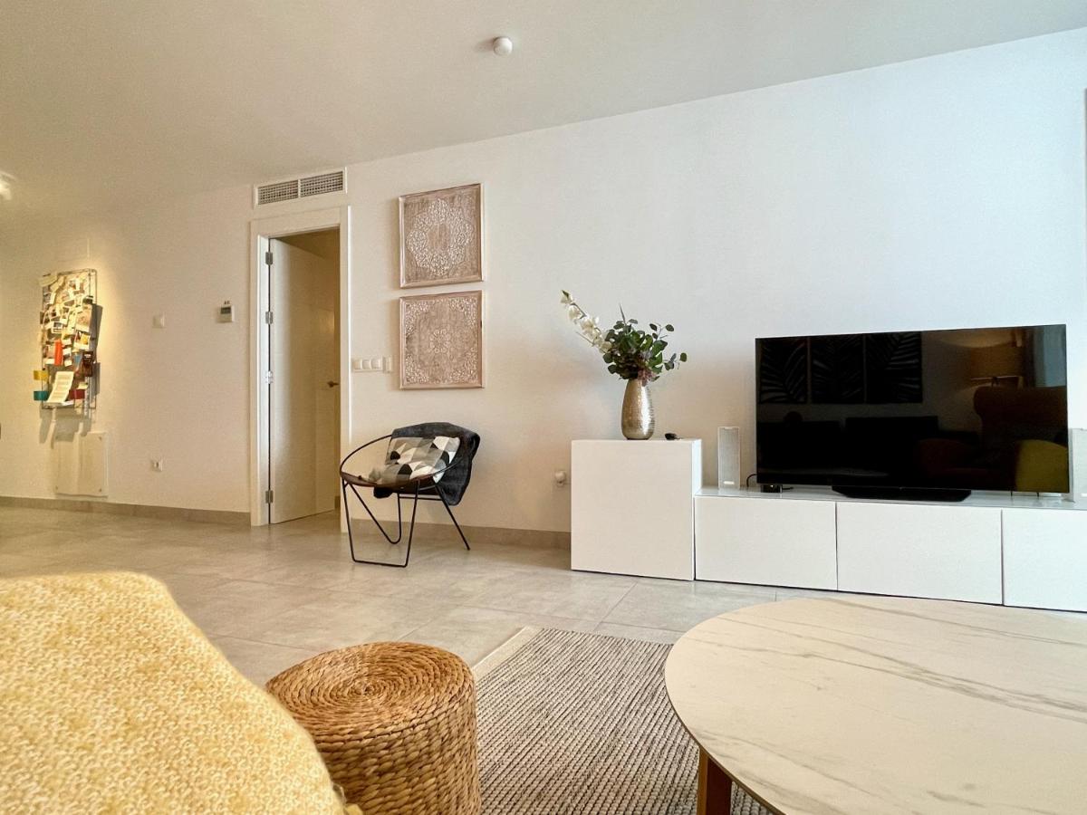 CASA BANDERAS LA CALA DE MIJAS LUX LIVING WITH PADEL AND GYM by Solrentspain photo 5