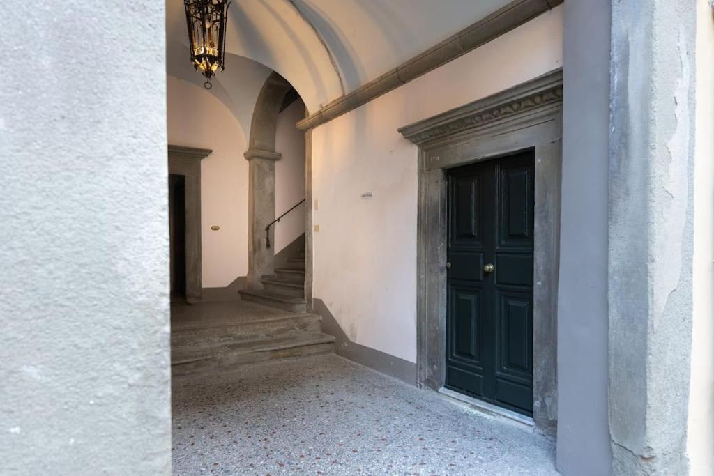 Busdraghi Luxury Apartment view 4
