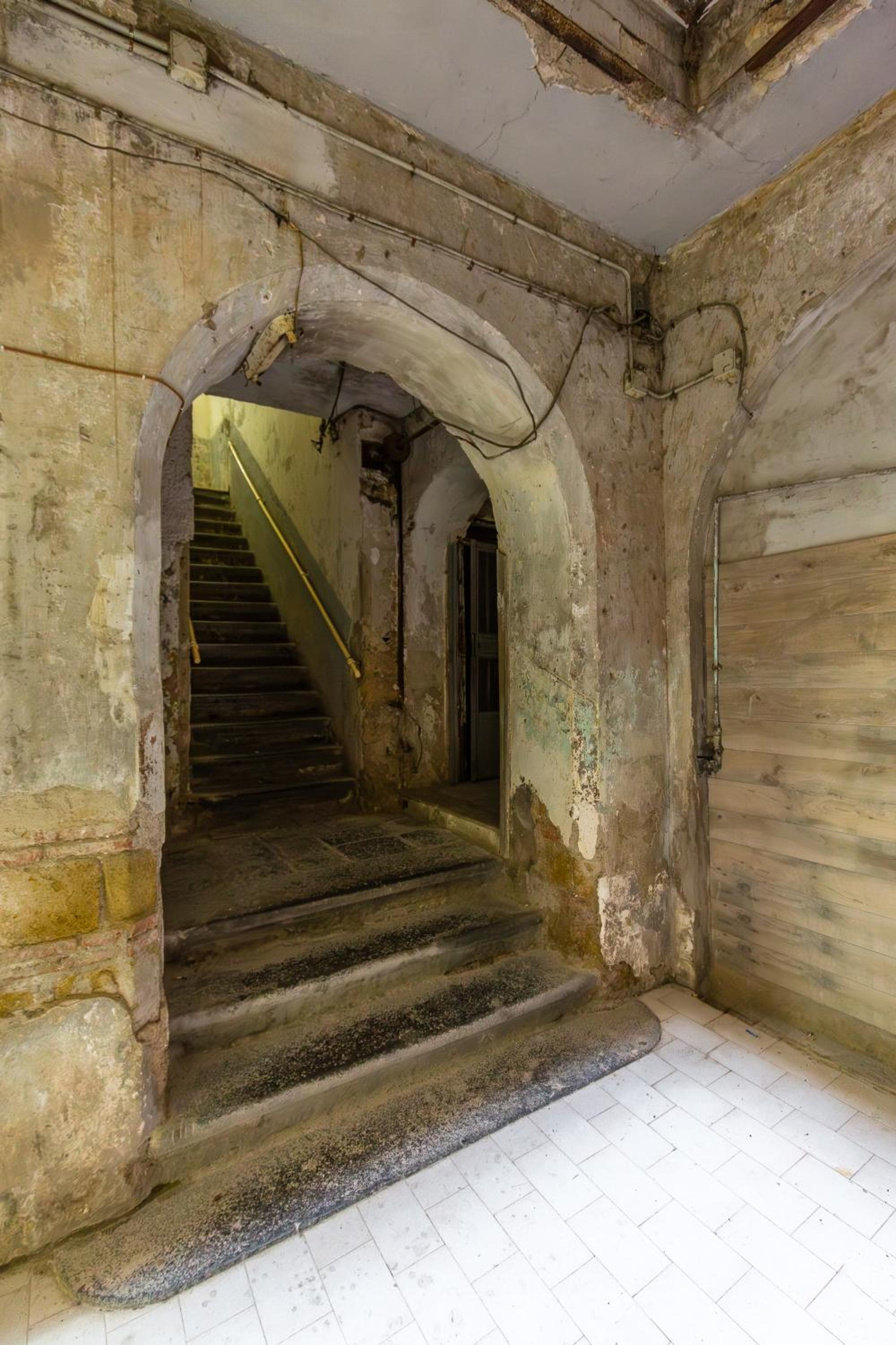 Toledo House Apartments