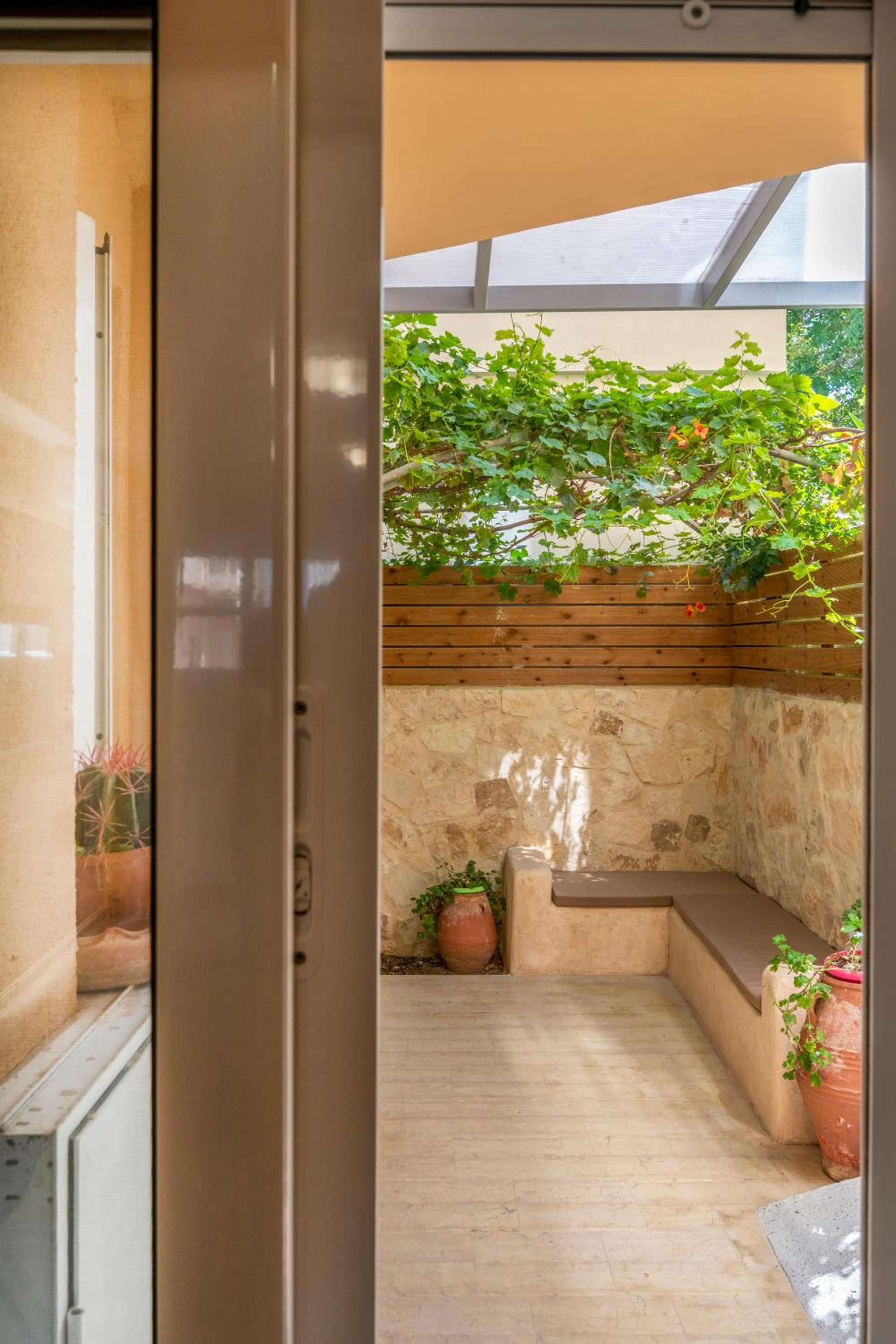 Samitos Rooms