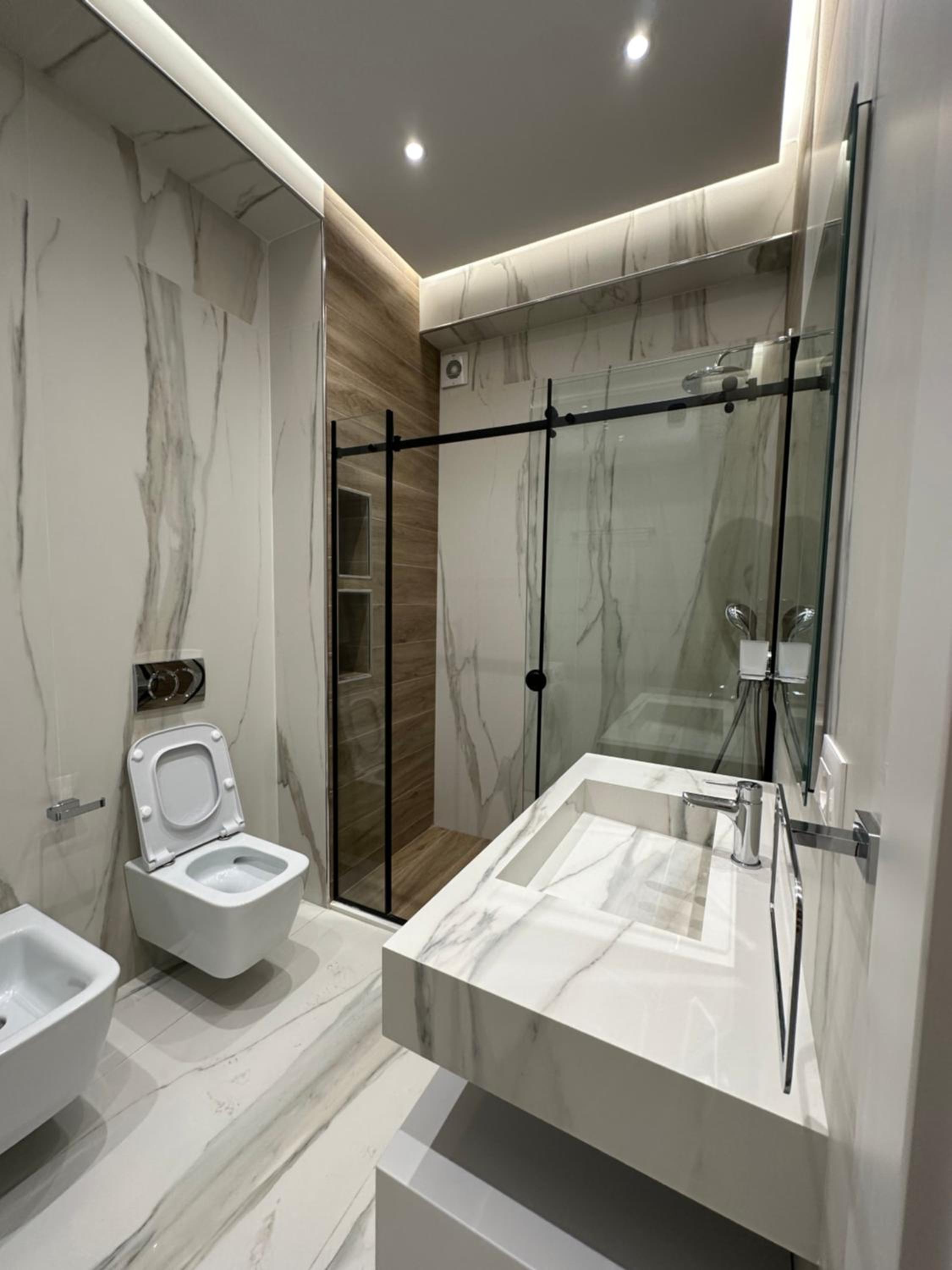 Hera Tirana Suite Deluxe