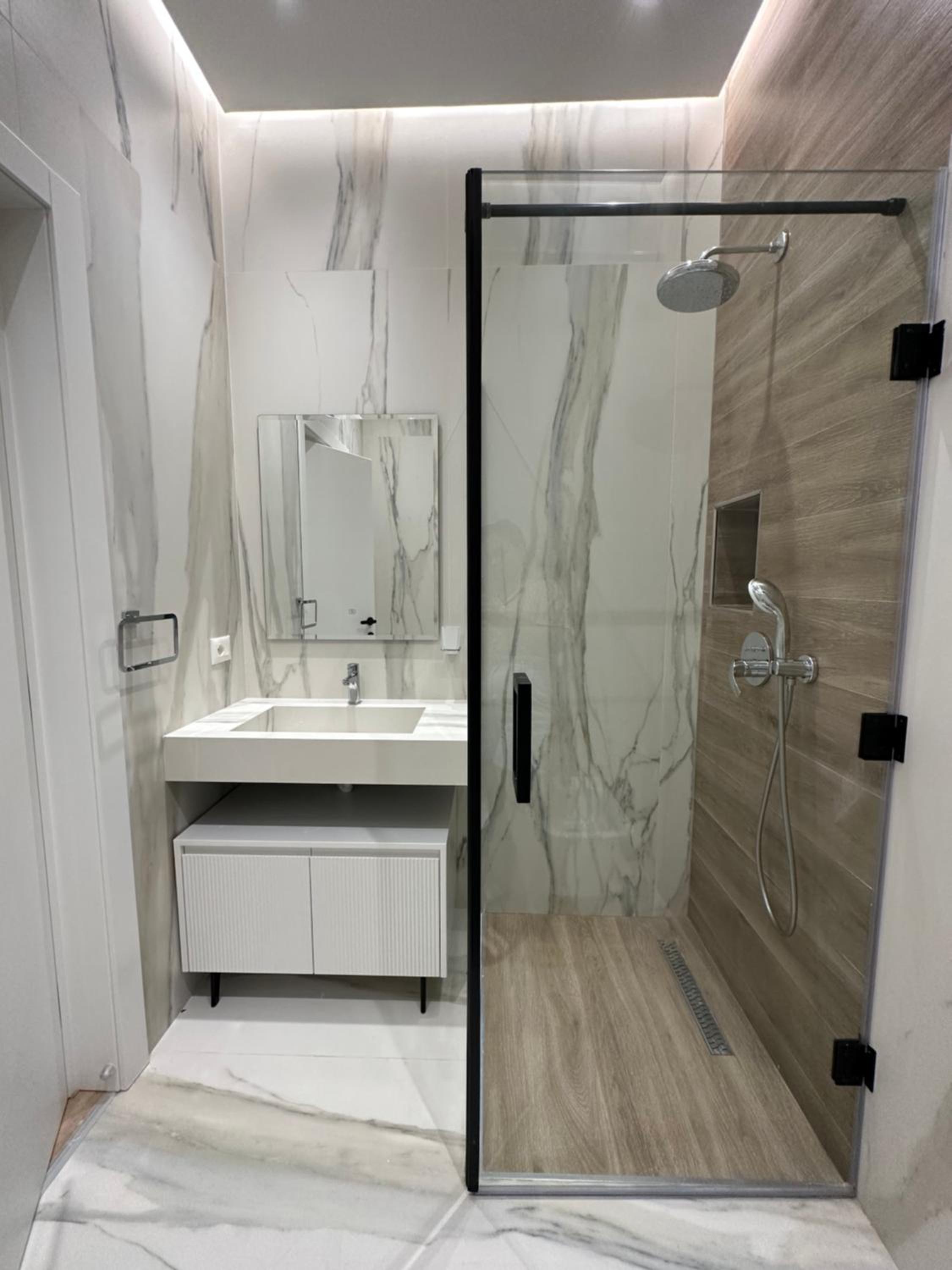 Hera Tirana Suite Deluxe