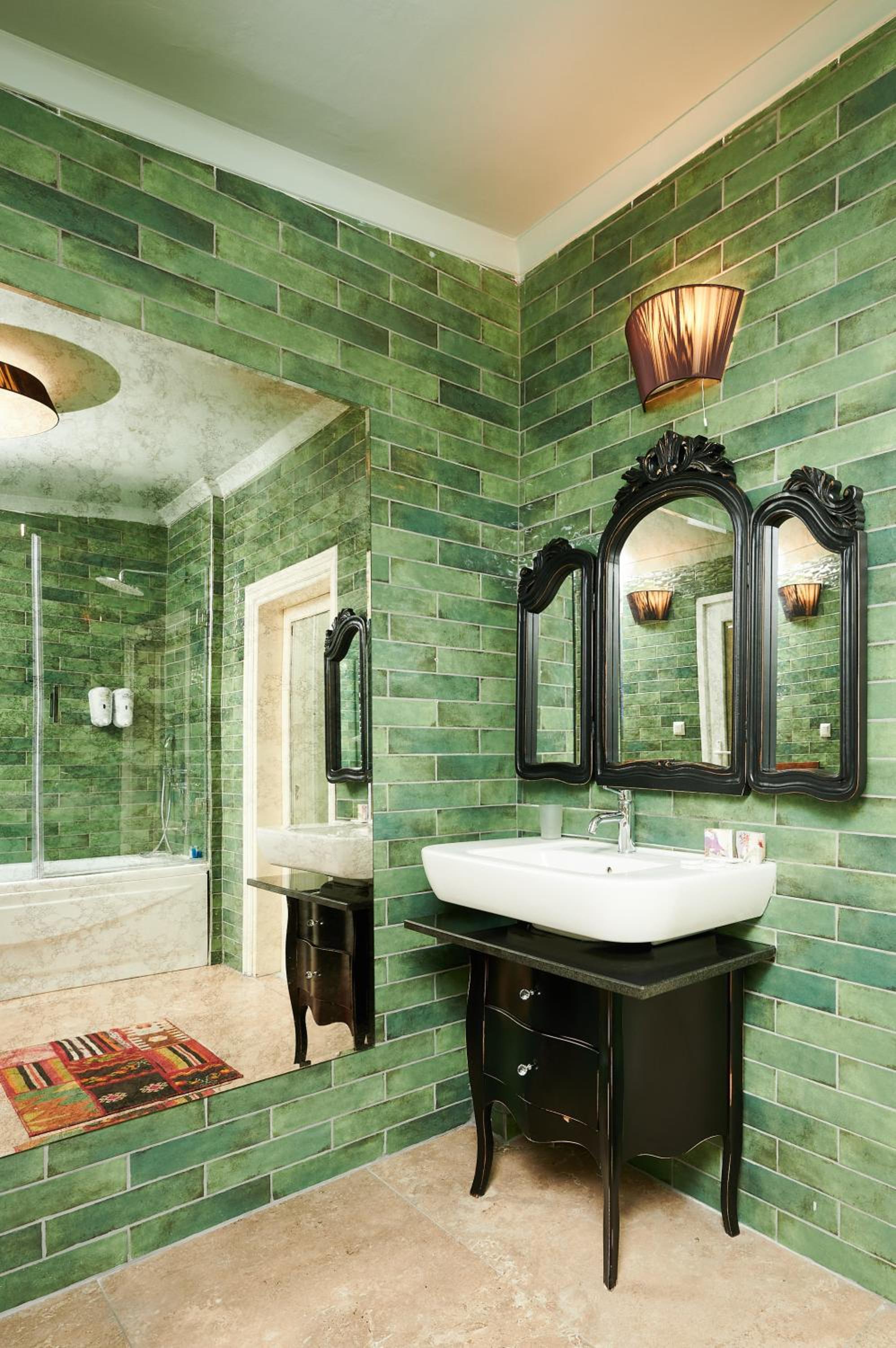 Faik Pasha Otelleri Özel Kategori Beyoğlu İstanbul - Image 194