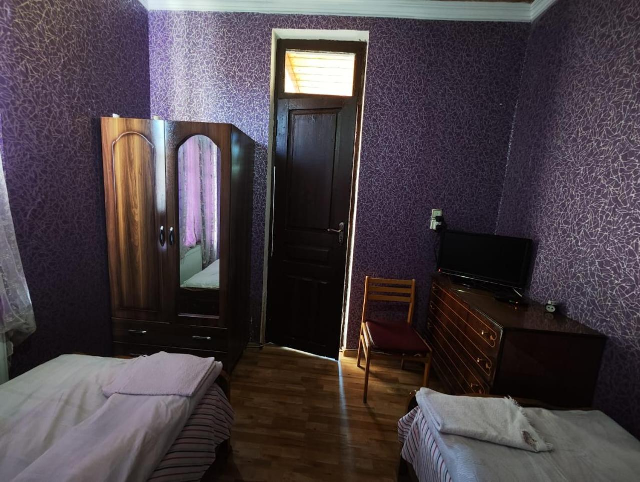 Chveni Ezo
