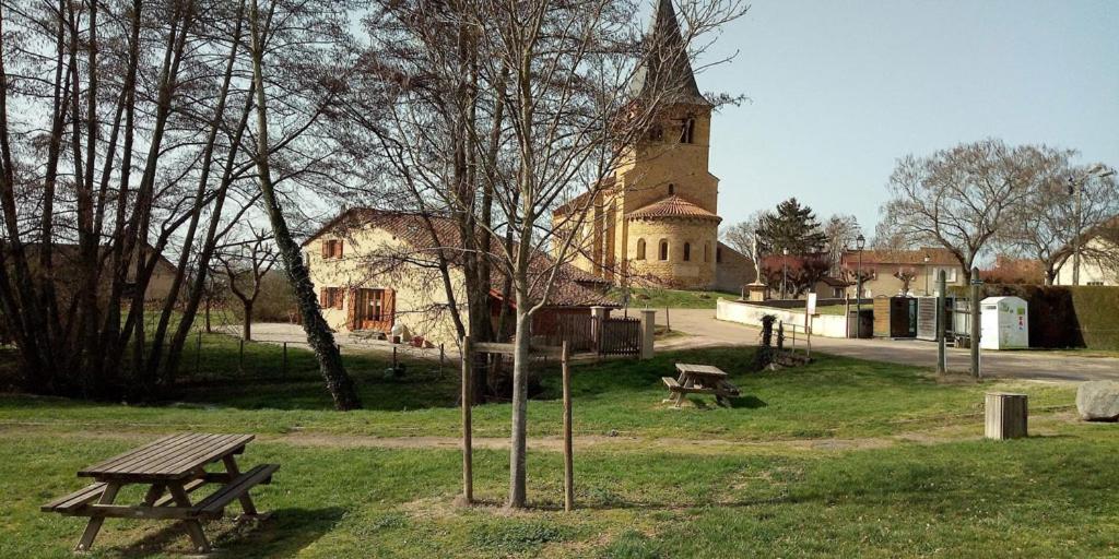 Photo 19