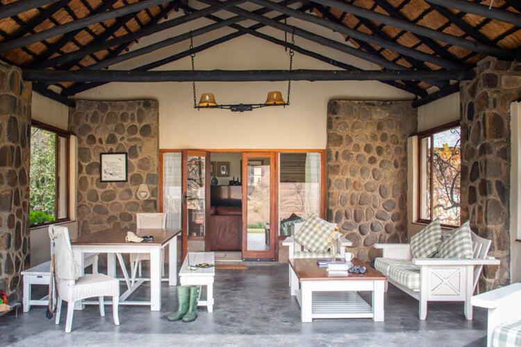 Lolambazo Country House & Cottage - Giants Castle Drakensberg
