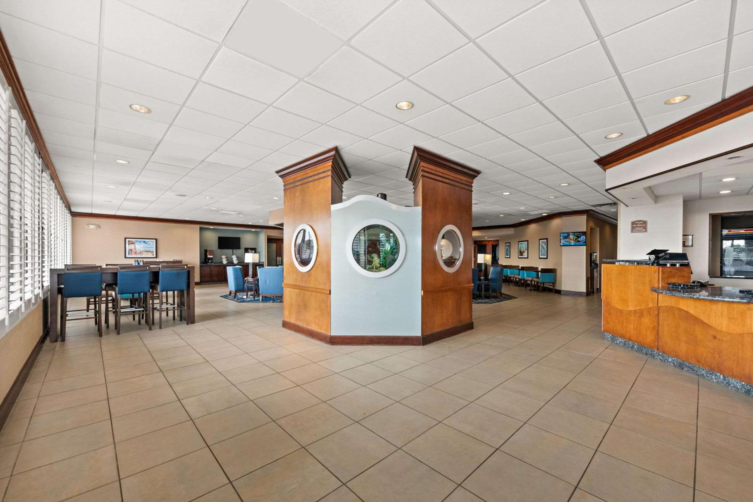 Comfort Inn On the Ocean view 5