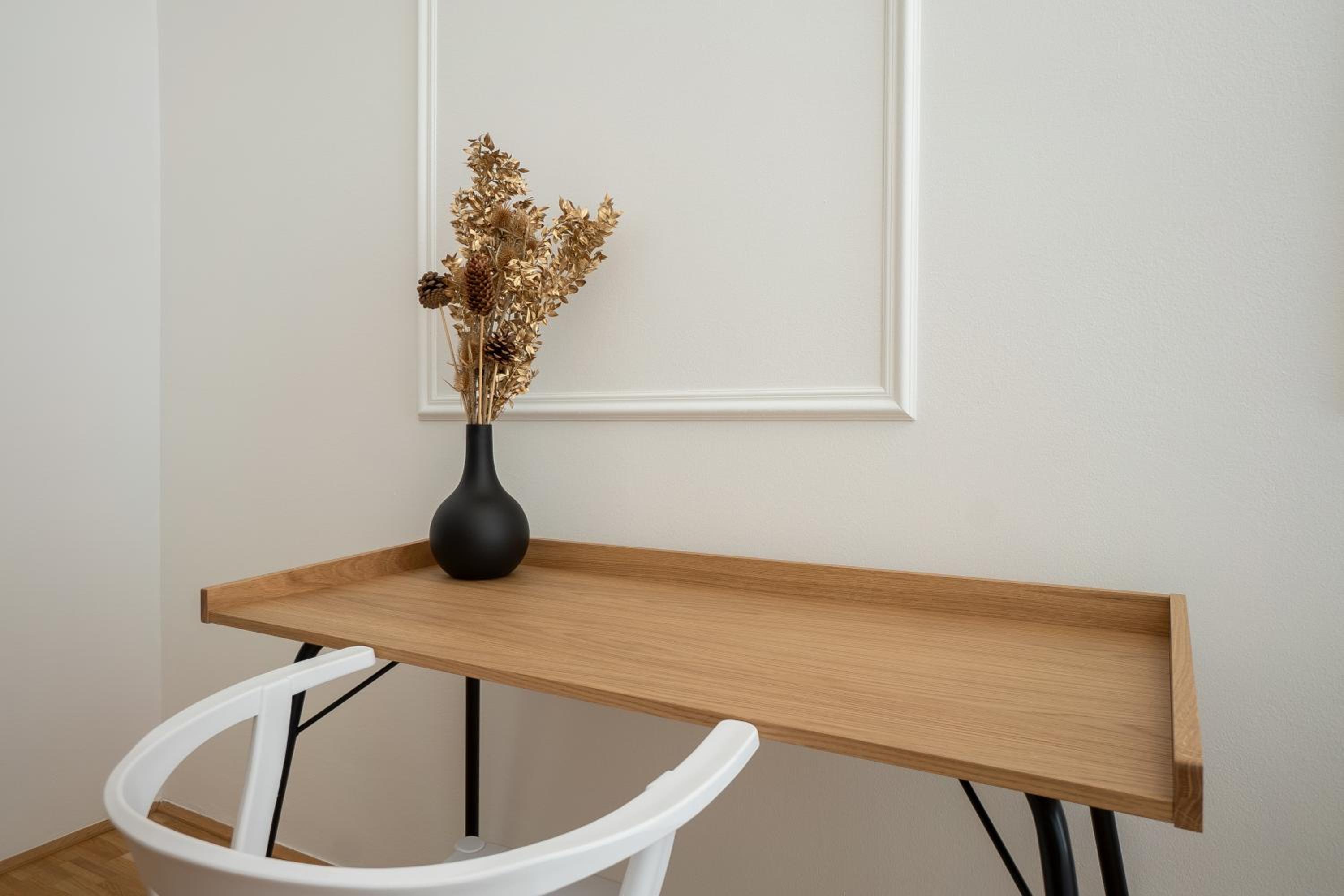 Vibrant 107 m2 flat in the city center