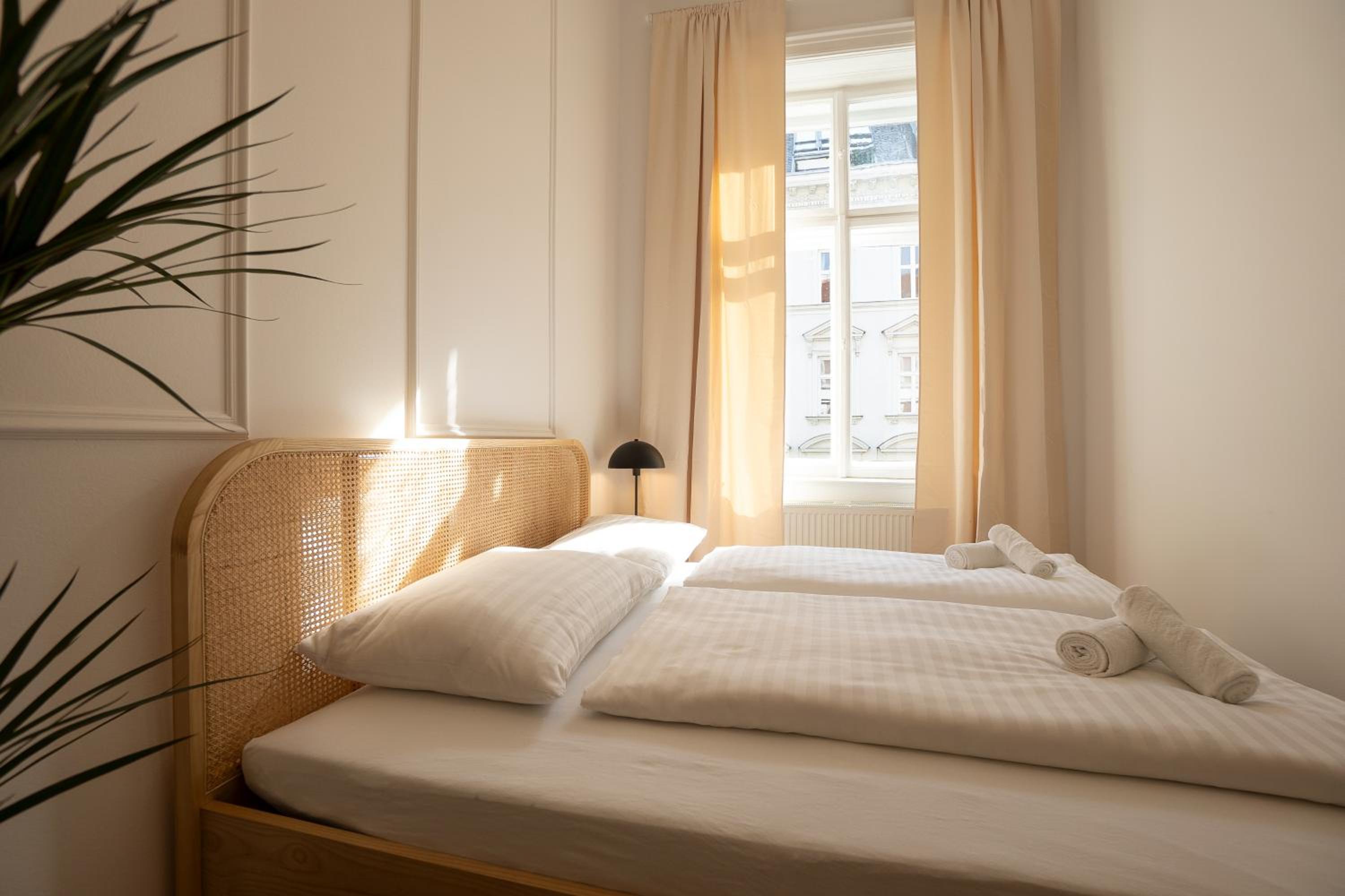 Vibrant 107 m2 flat in the city center