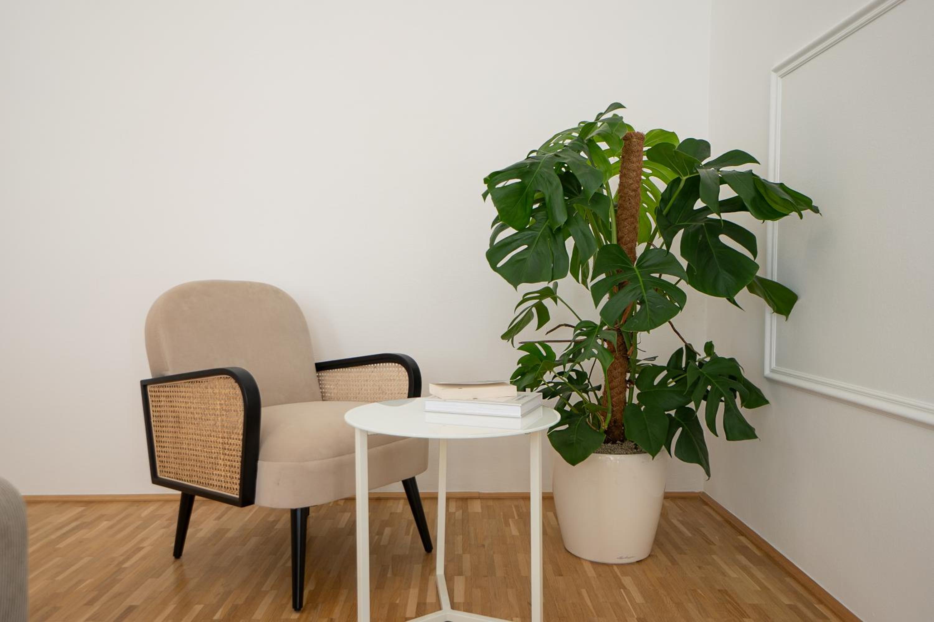 Vibrant 107 m2 flat in the city center
