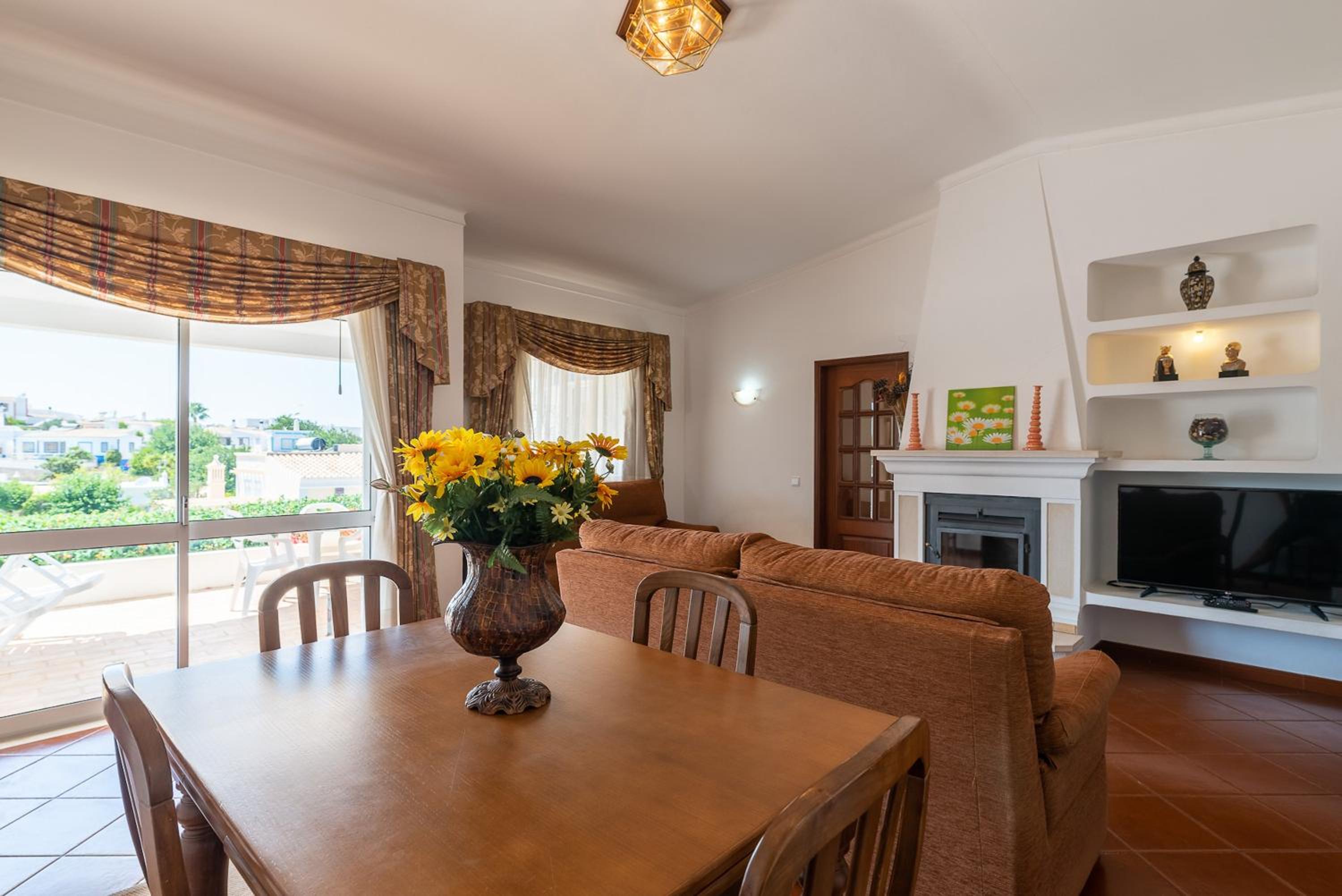 Charming Guia Villa 3 Bedrooms Villa Eulalia Private Pool & Close