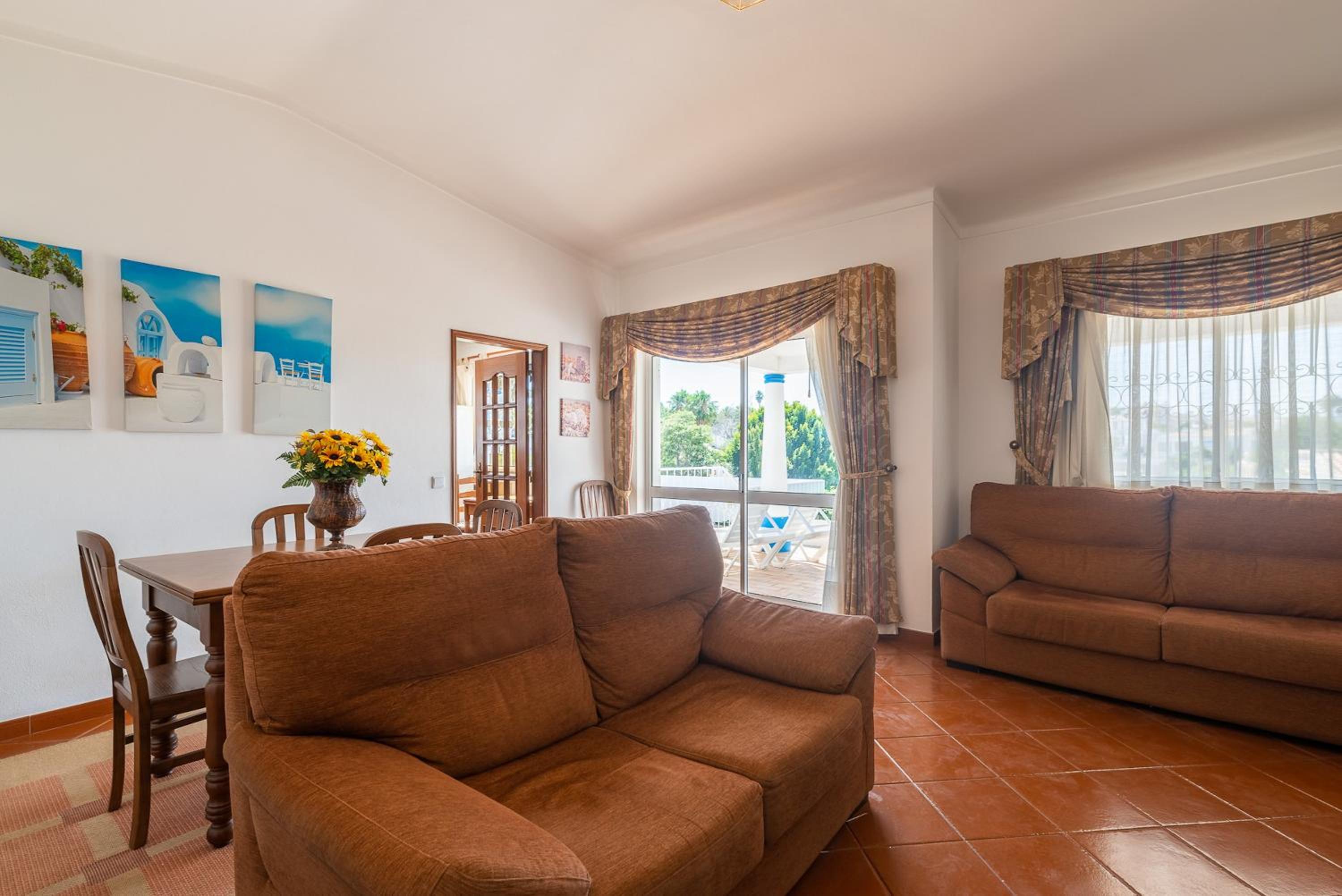 Charming Guia Villa 3 Bedrooms Villa Eulalia Private Pool & Close
