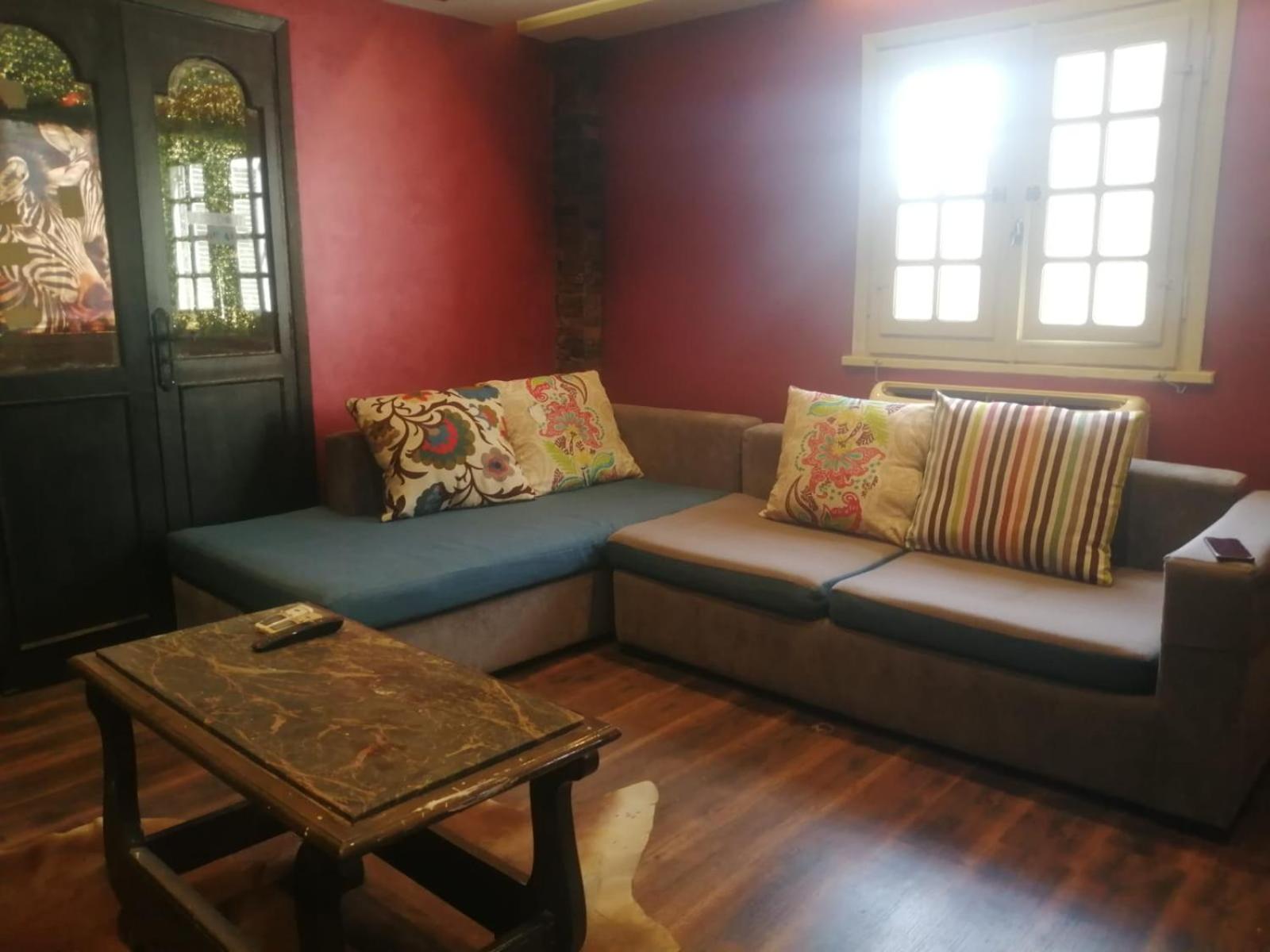 The Art Home