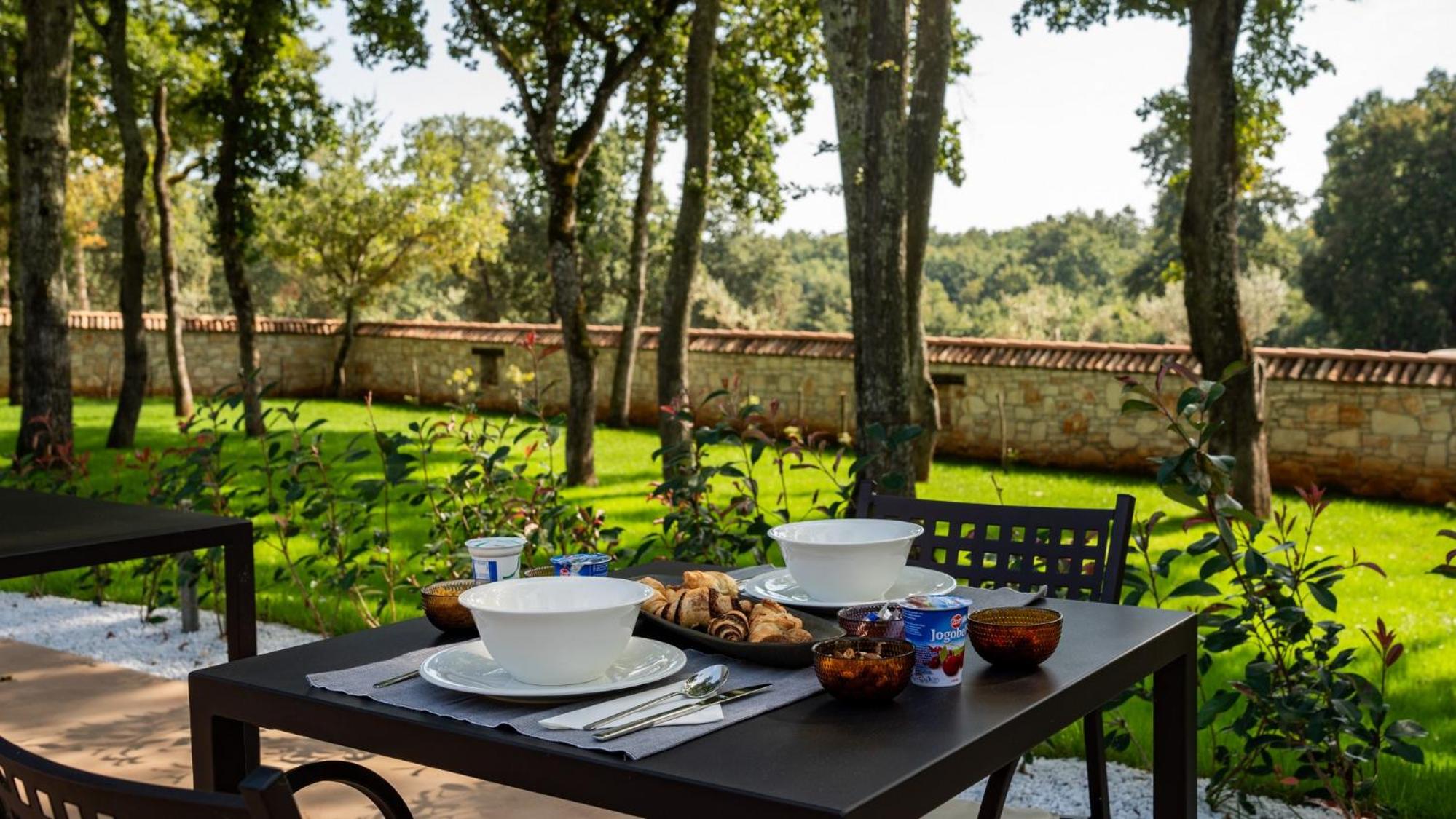 Banki Green Istrian Village - Mobile Homes with pool view 5