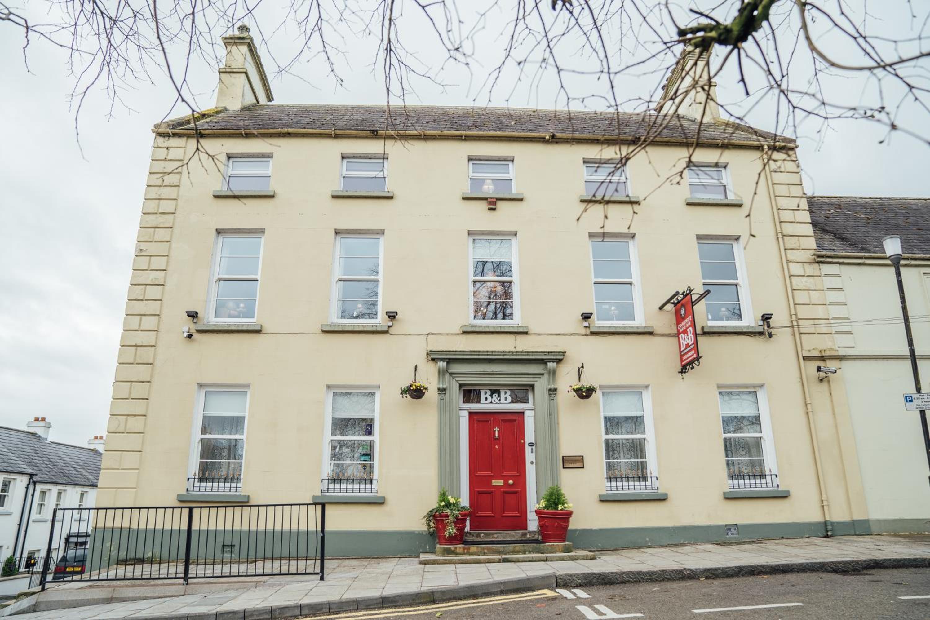 Charlemont House Moy