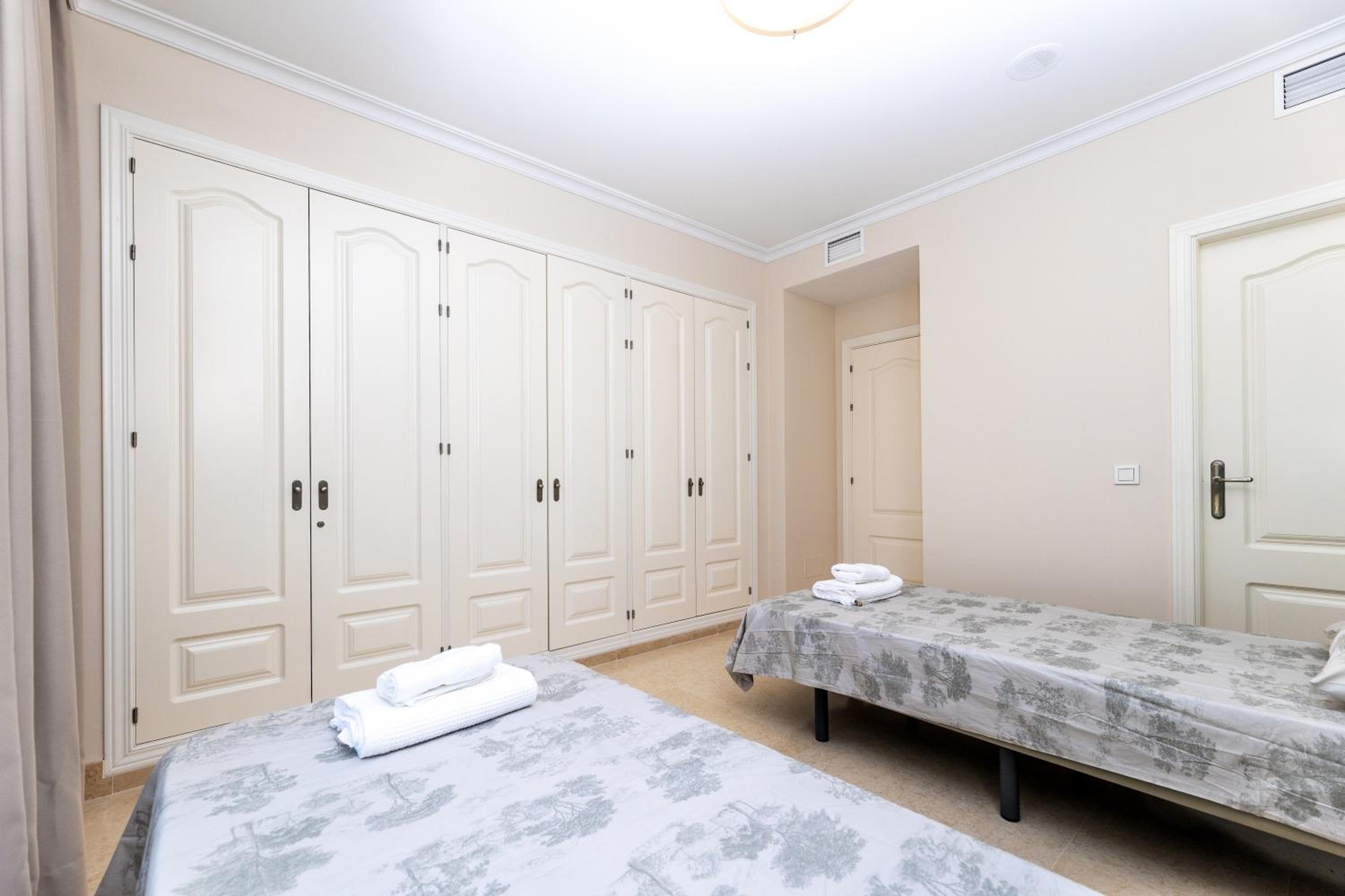 Capanes de Golf Luxury Apt