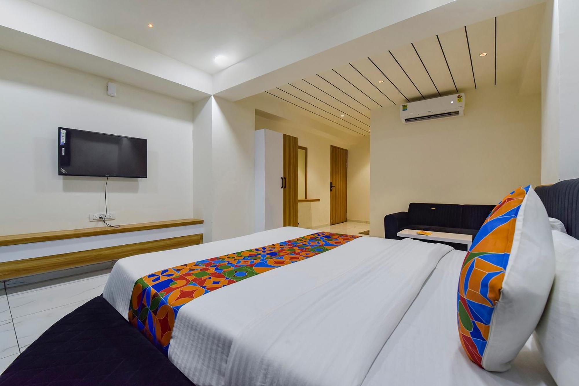 FabHotel Bliss - Inside Suryam Trade Centre