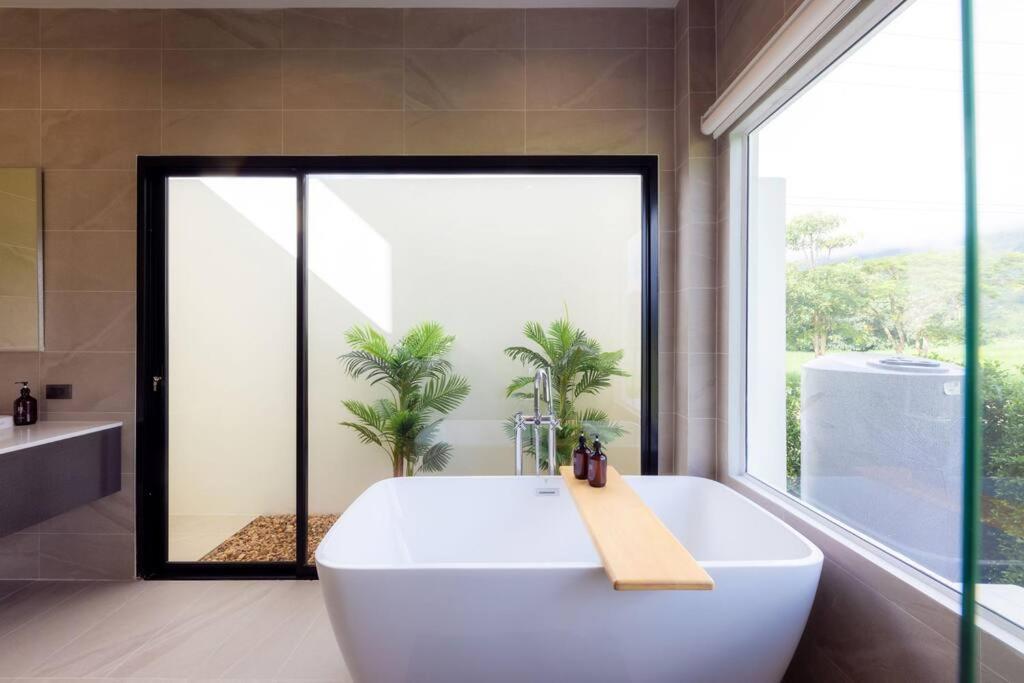 Vann House Chiang Rai- near Mae Fah Luang University