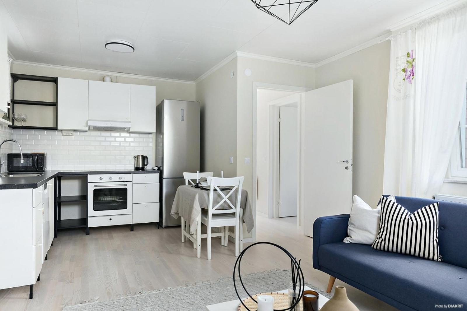 Charming apartment in a red house in Stockholm view 5