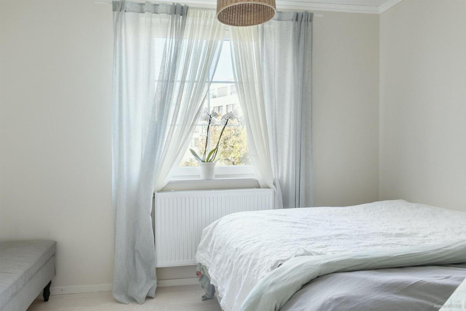 Charming apartment in a red house in Stockholm view 3