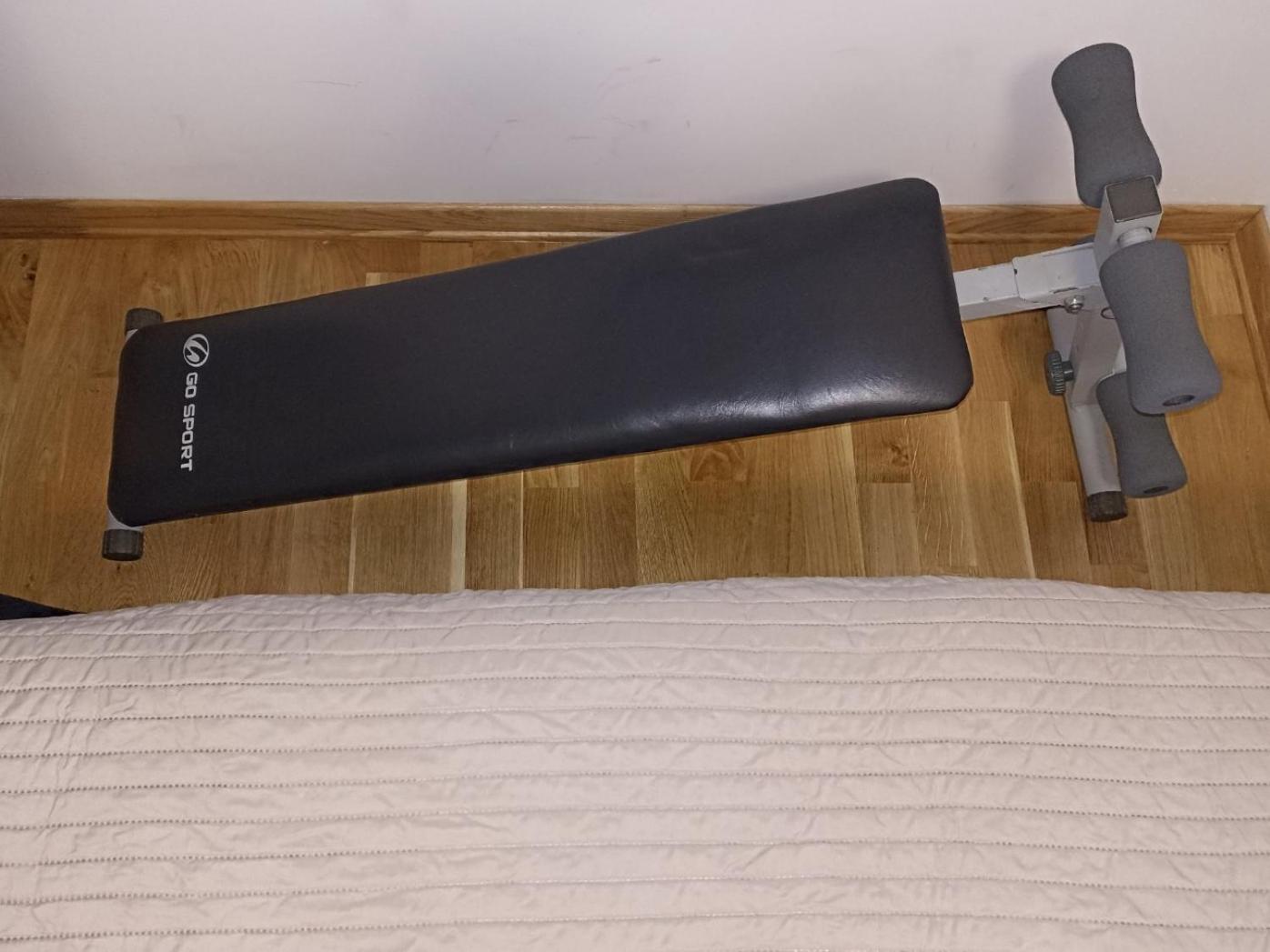 King-size bed, Free parking, kitchenette, wifi apartments view 3