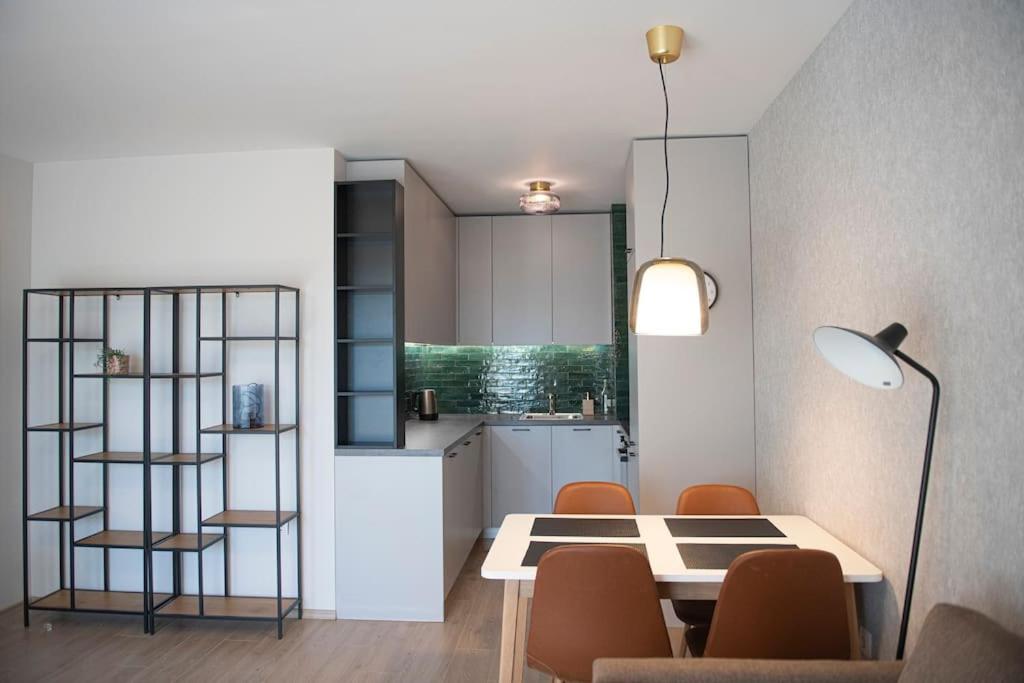 Madrid: A modern 2-bedroom apartment with parking