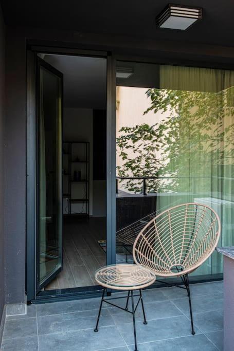 Madrid: A modern 2-bedroom apartment with parking