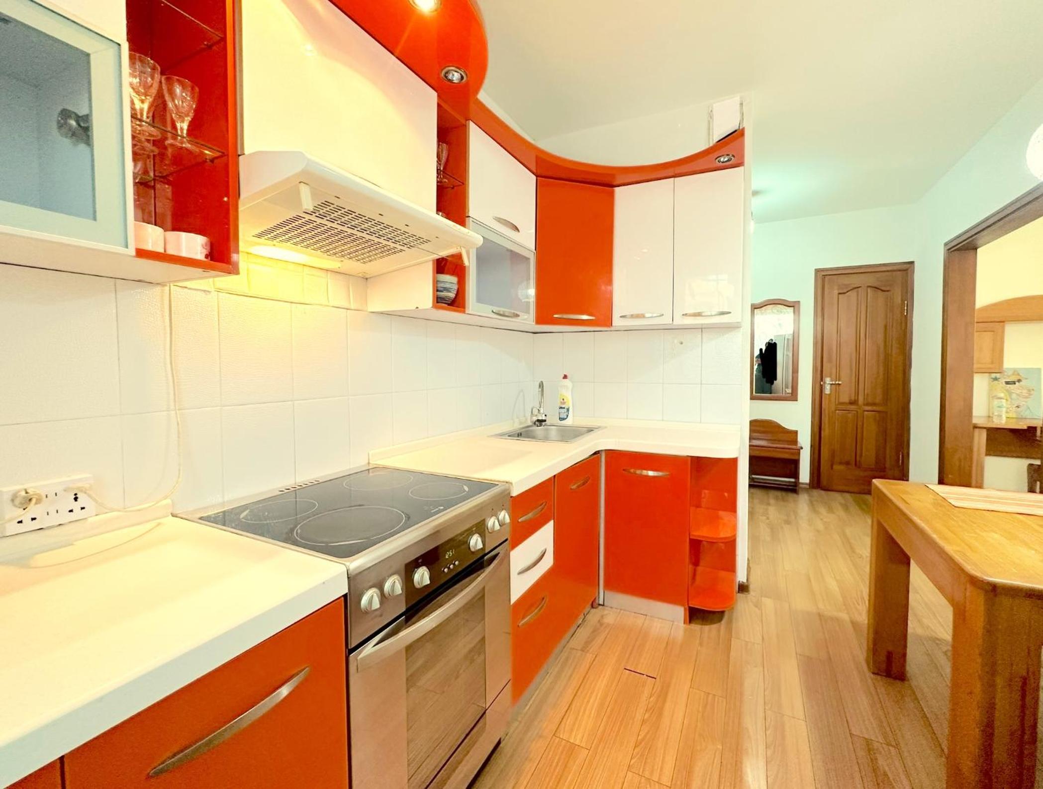 Apartment 44, spacious living area, separate kitchen & 1 bedroom view 5