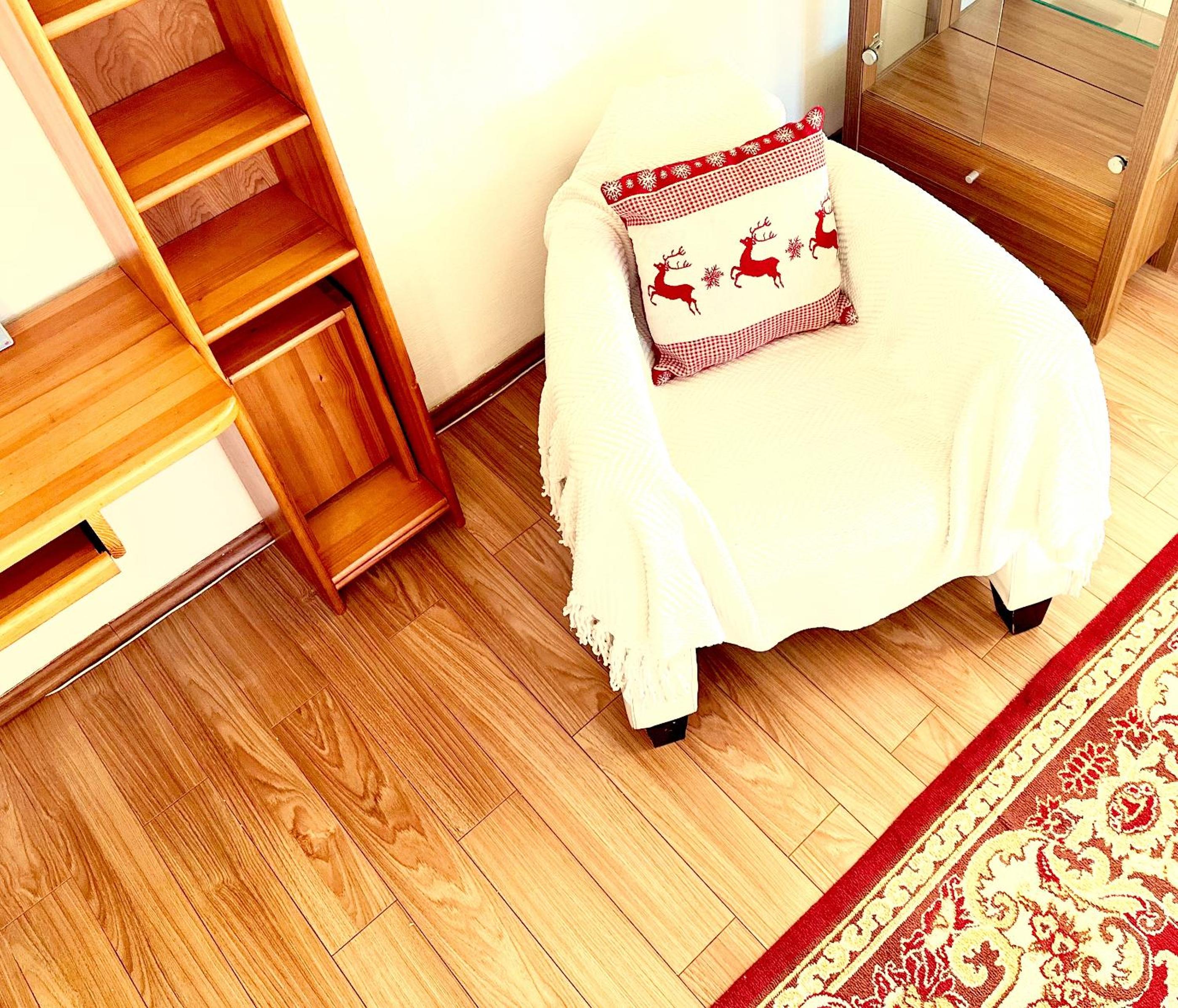 Apartment 44, spacious living area, separate kitchen & 1 bedroom view 3