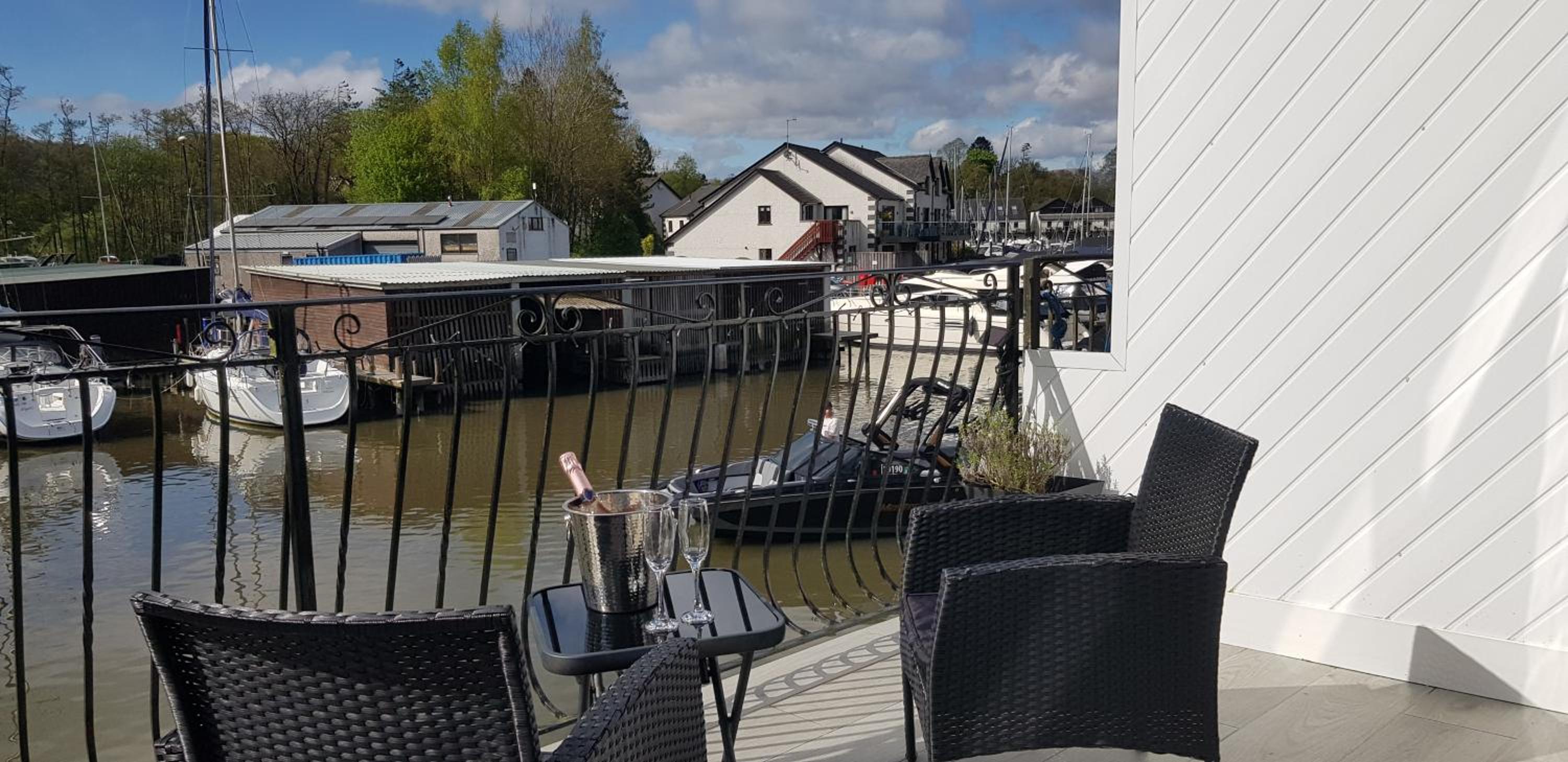 Marina Boathouse, lake windermere lets view 5