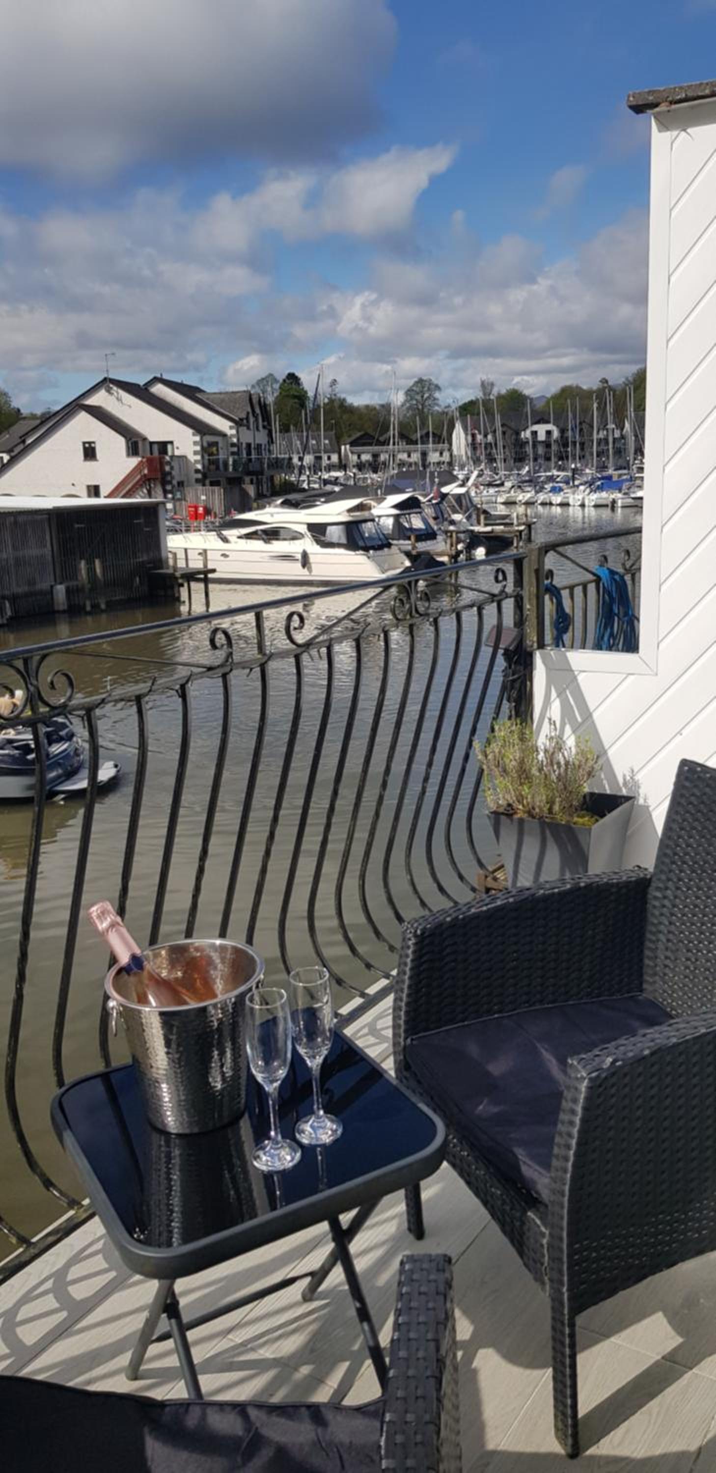 Marina Boathouse, lake windermere lets view 4