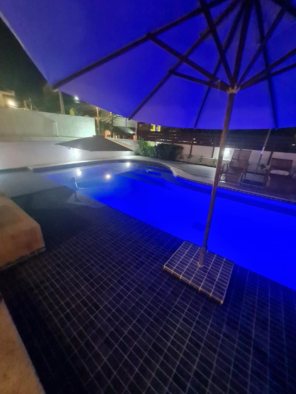 Casa de luxo em Porto de Galinhas com funcionária a 50 m do mar