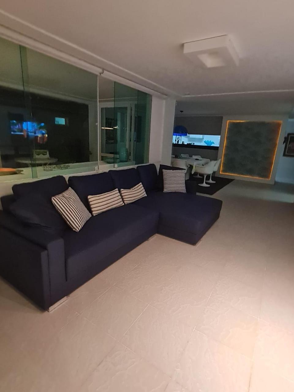 Casa de luxo em Porto de Galinhas com funcionária a 50 m do mar