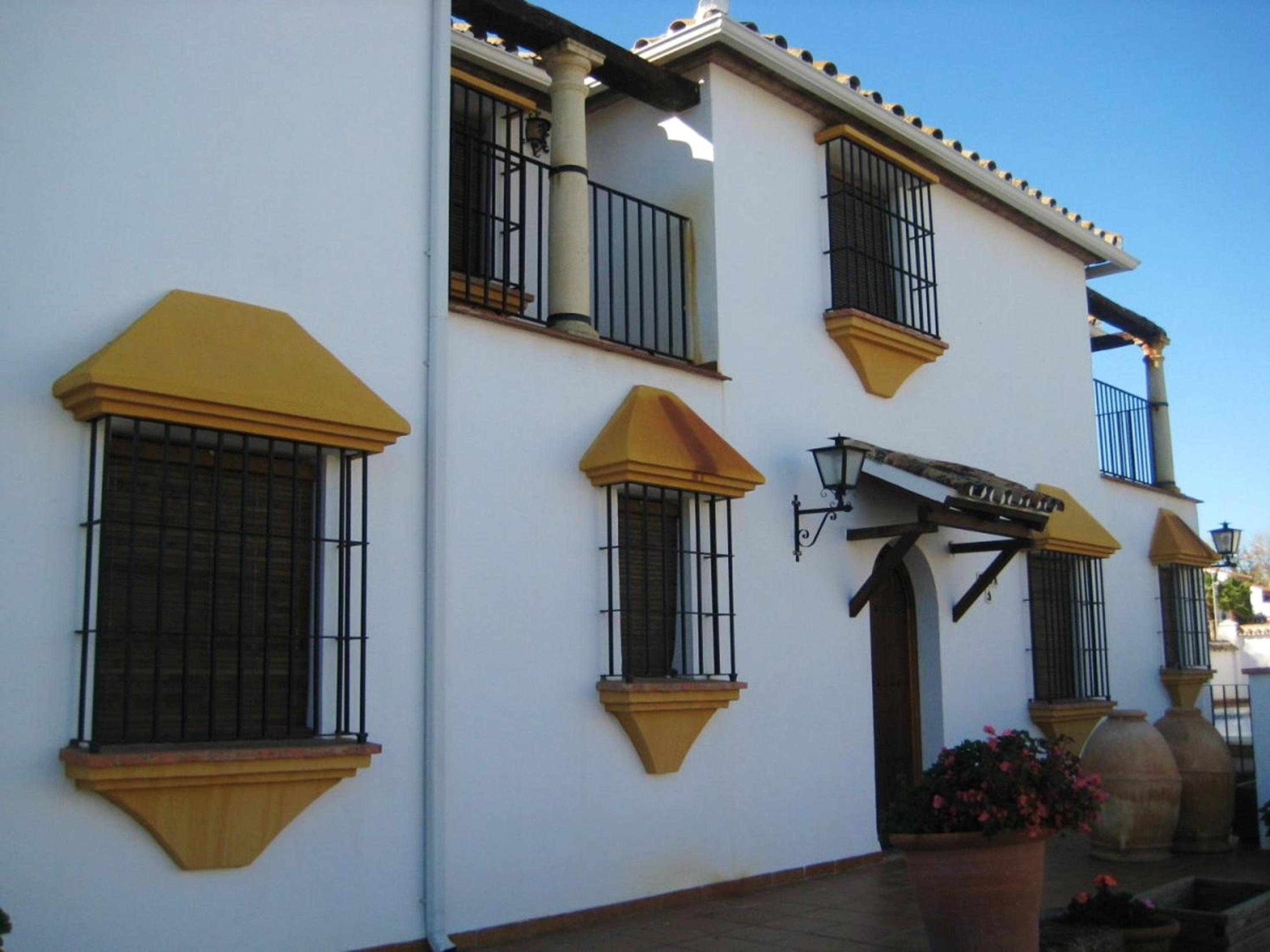 Charming House in Hornachuelos with Shared Pool view 4