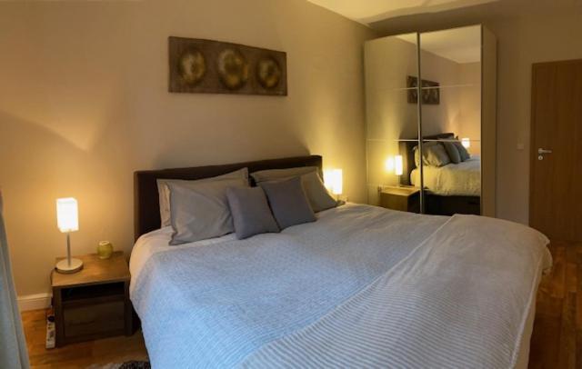 Ski to door at Mountain View 1BR condo Bansko