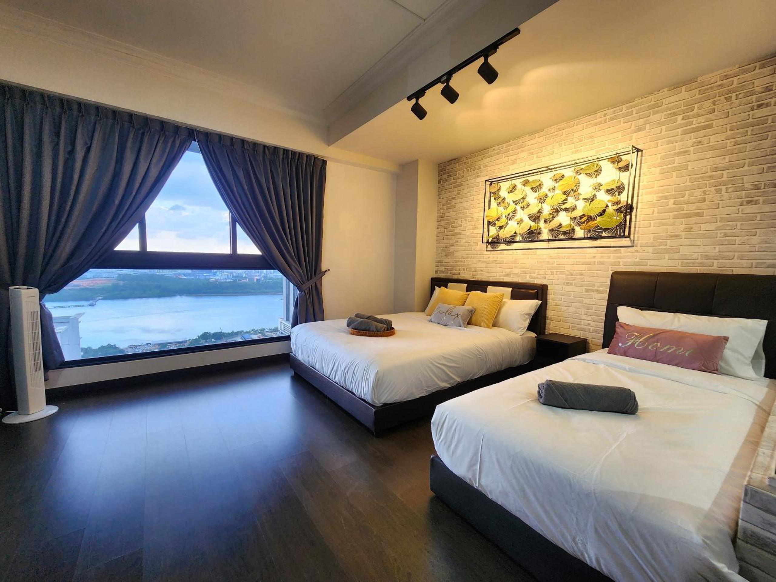 Loft Suite Seaview 2BR JB CIQ 7Pax