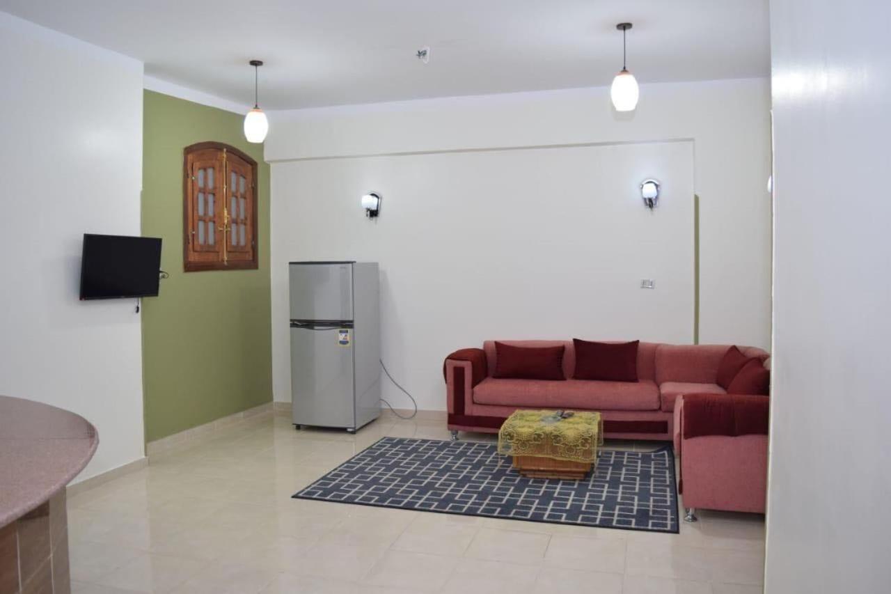 El Hady Apartments with Swimming Pool