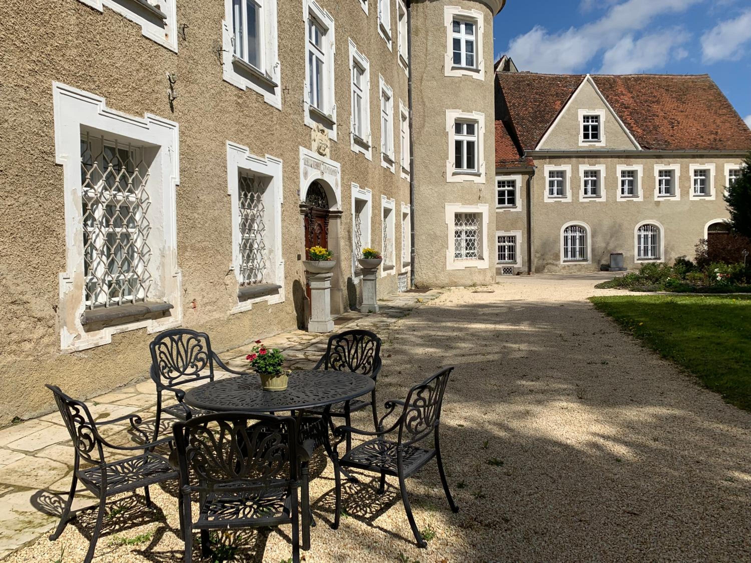 Schloß Hürbel Rosengarten - Suite