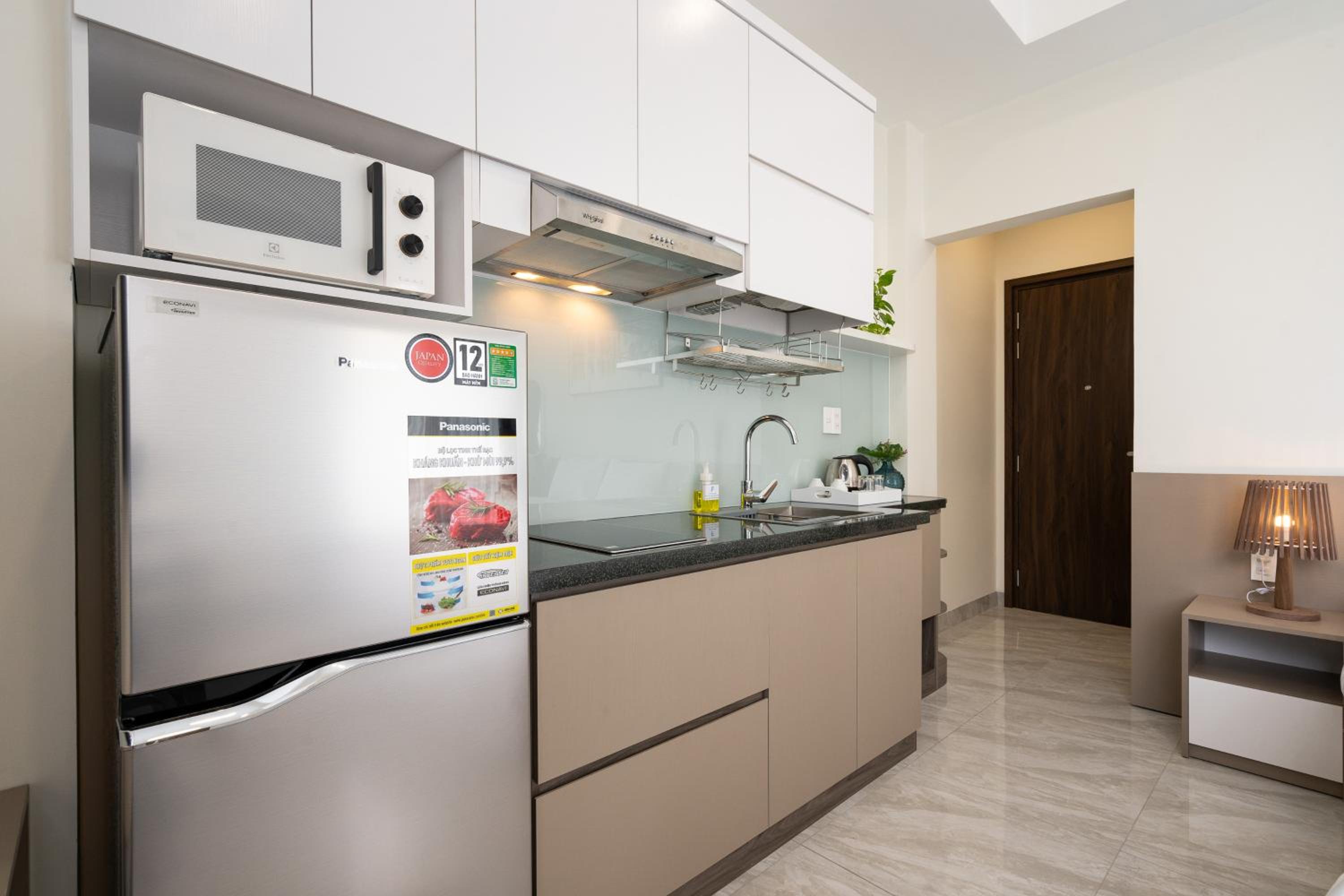 F-APARTMENT