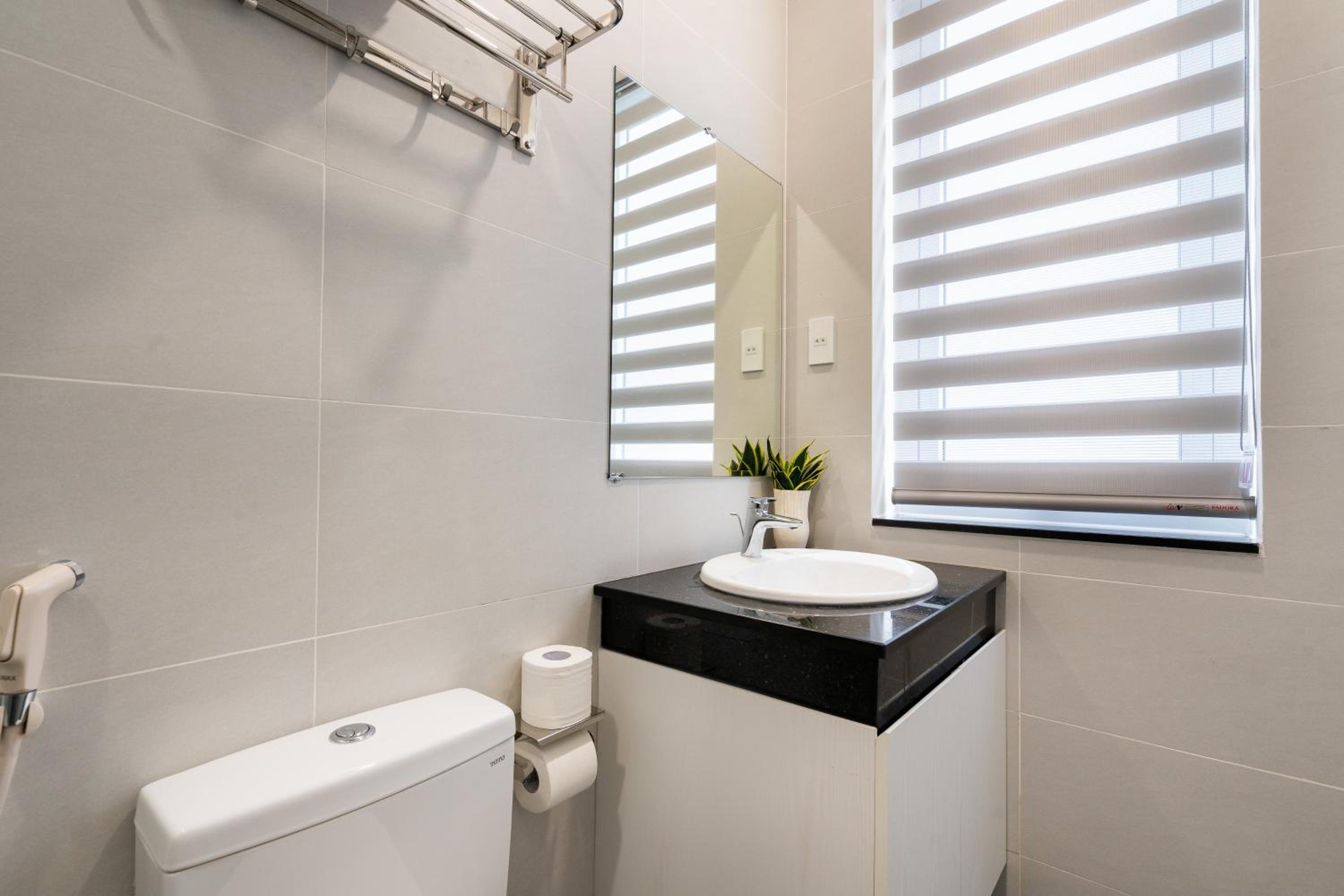 F-APARTMENT