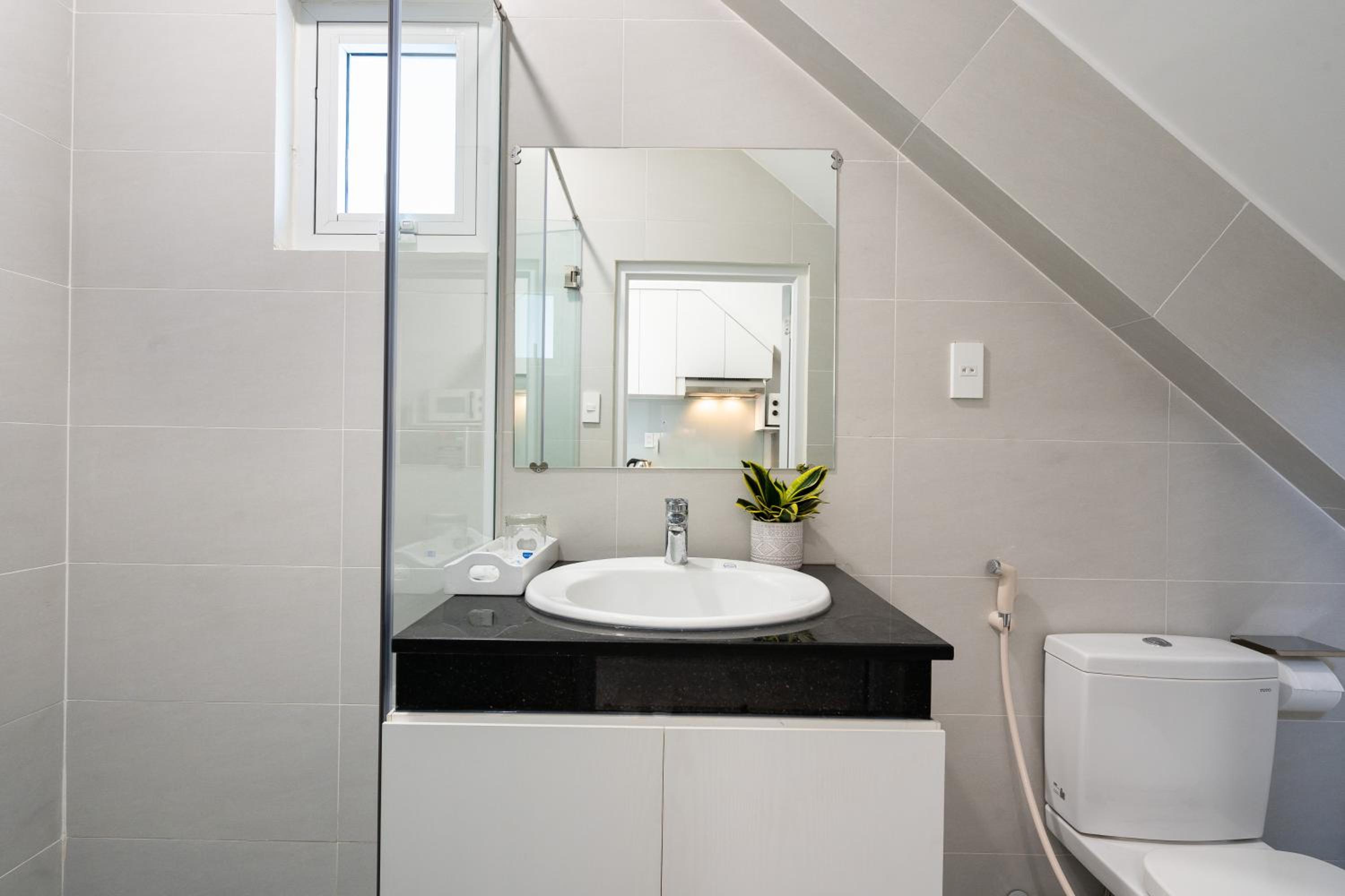 F-APARTMENT