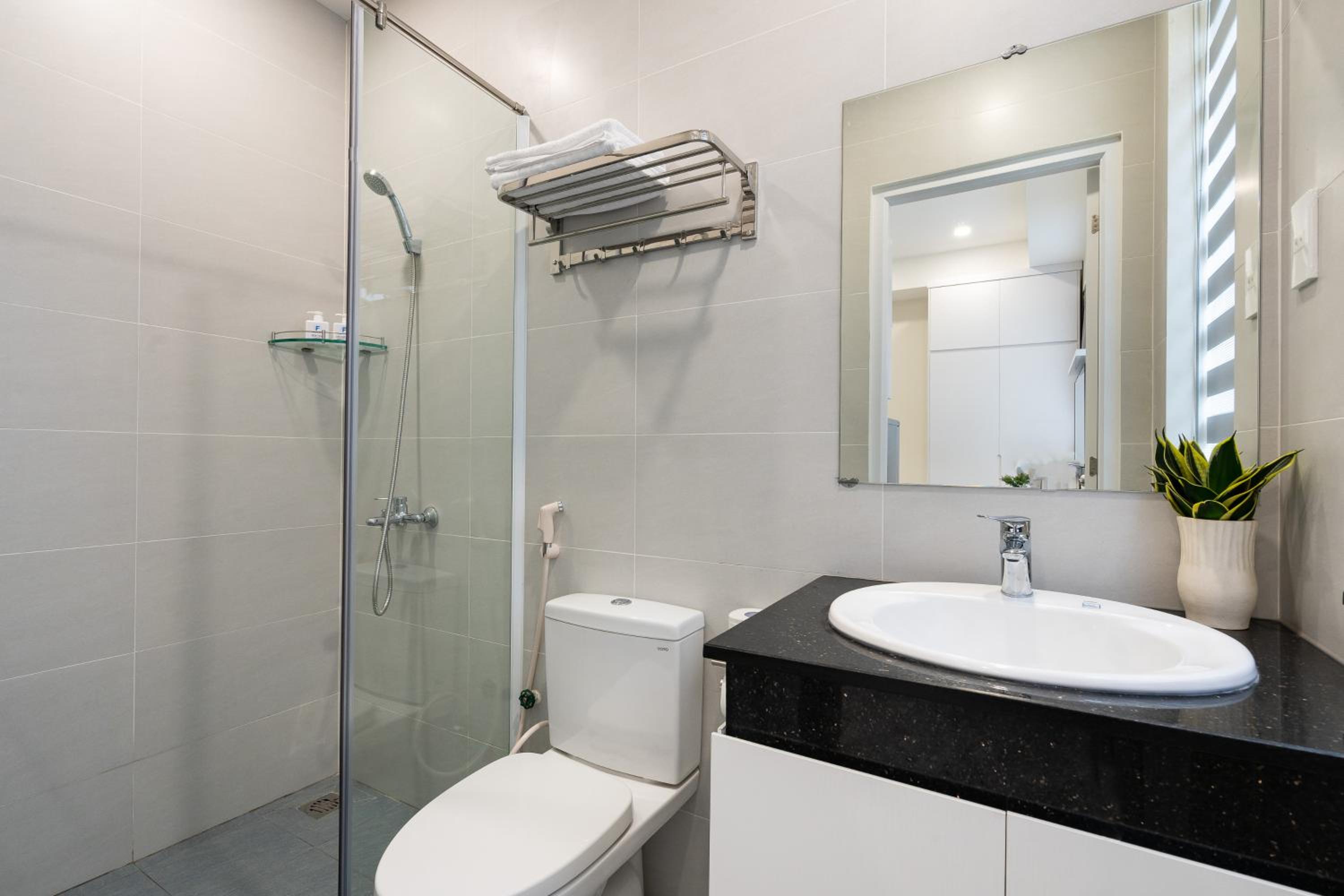 F-APARTMENT