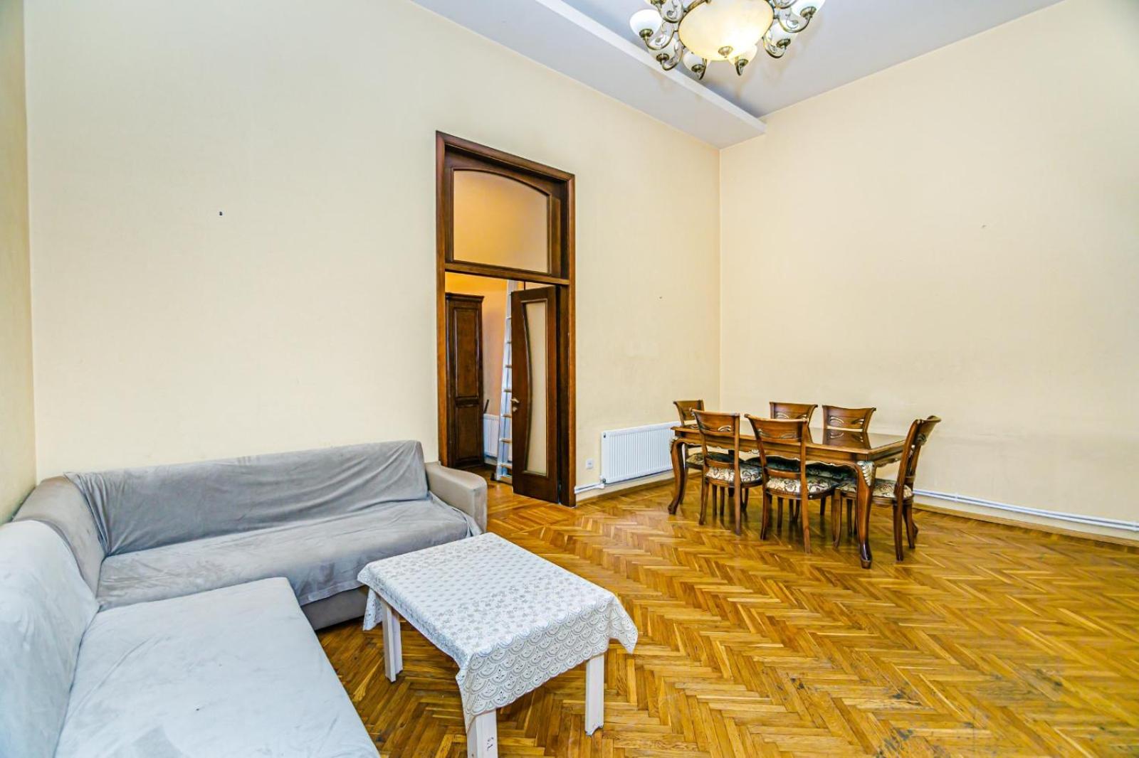 Apartment Pojarni Targovu