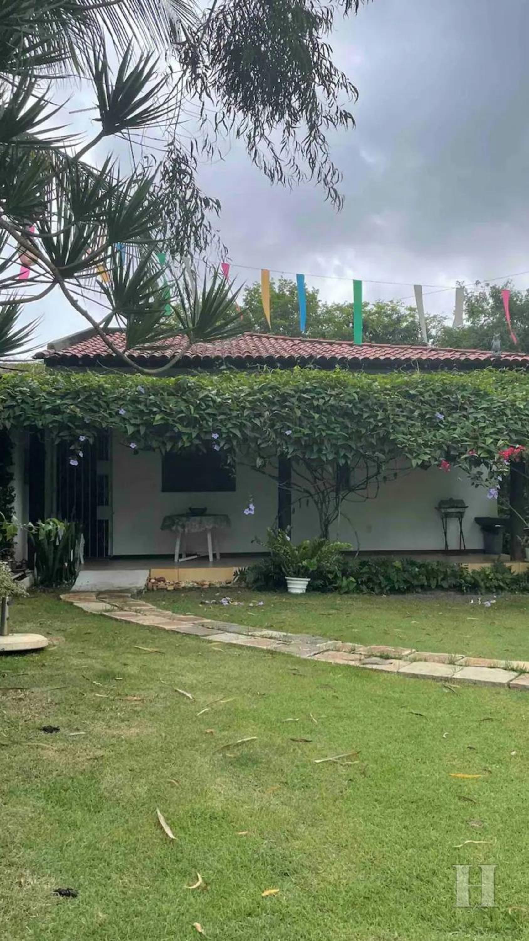Casinha Acolhedora perto da praia Guarajuba – BA GJB01