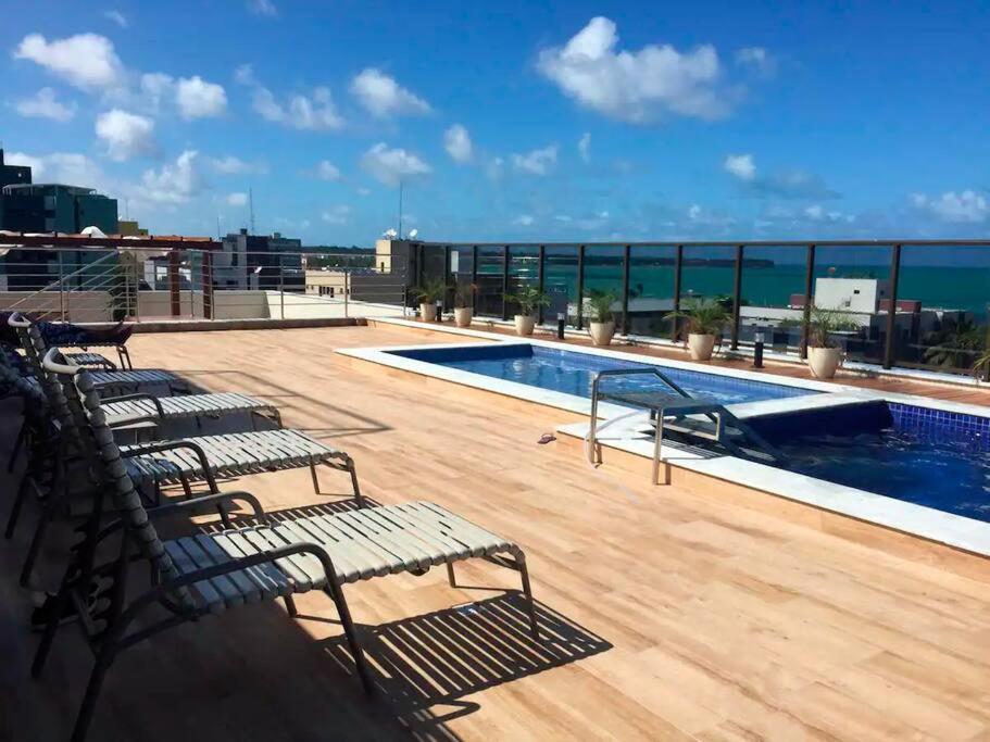 Aproveite a Praia: Conforto próximo a orla