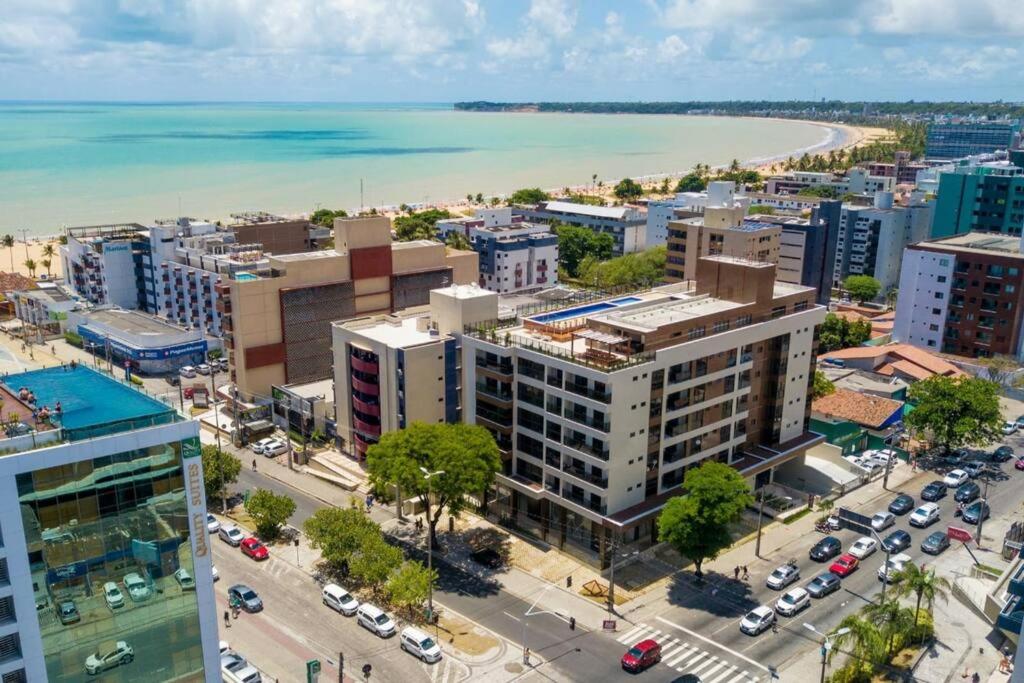 Aproveite a Praia: Conforto próximo a orla
