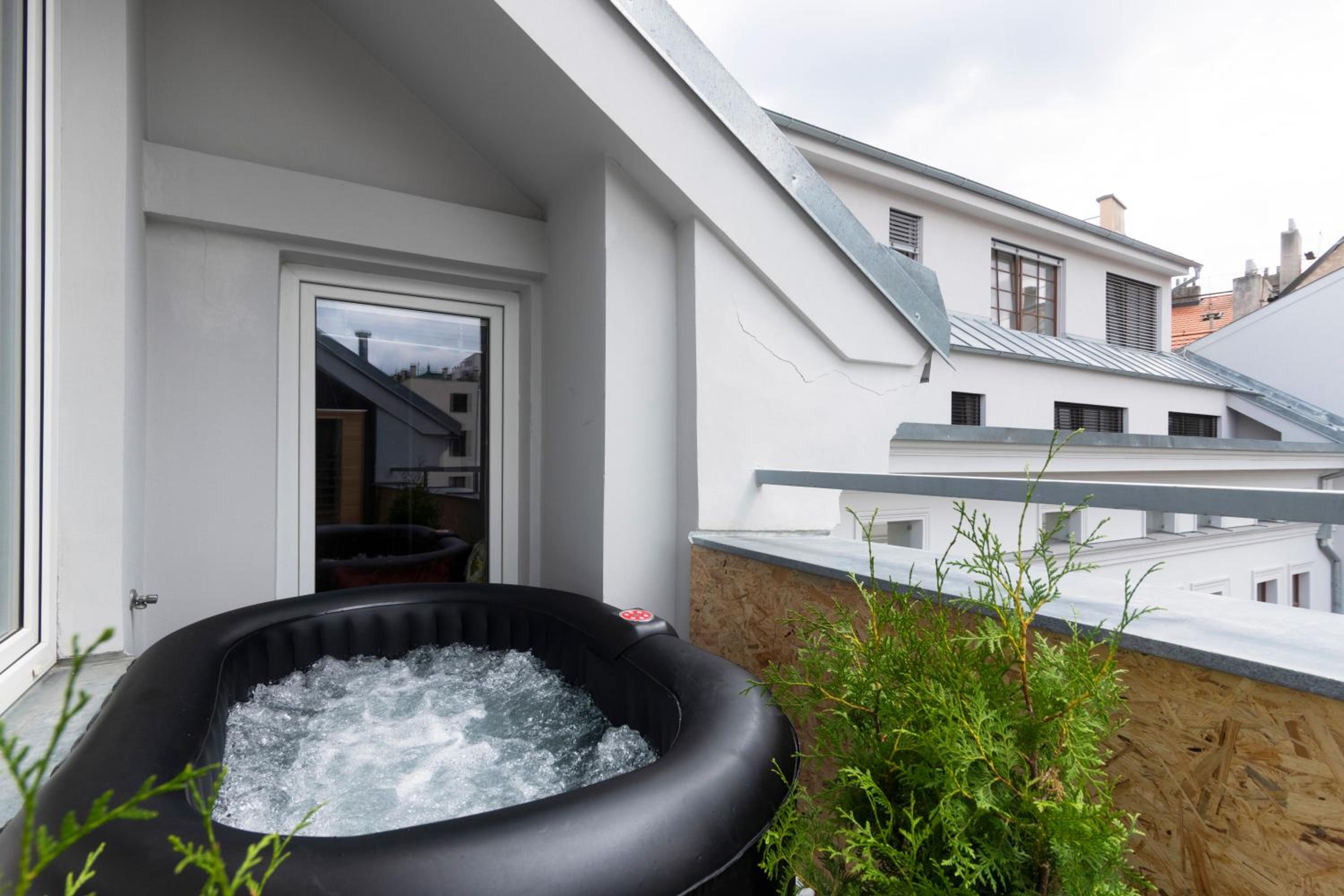 Golden Tree Loft in the Heart of Prague