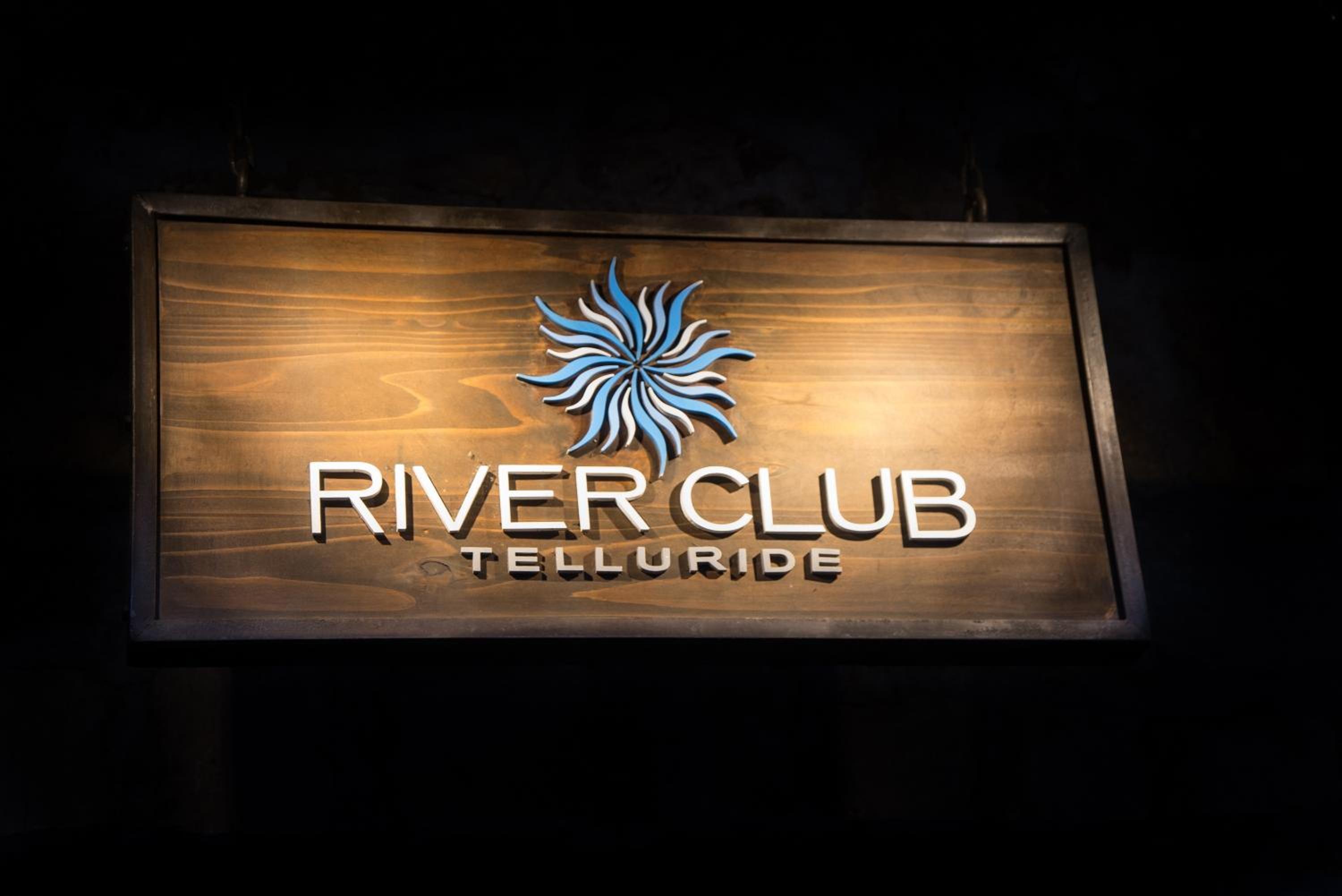 River Club 102 by Alpine Lodging Telluride