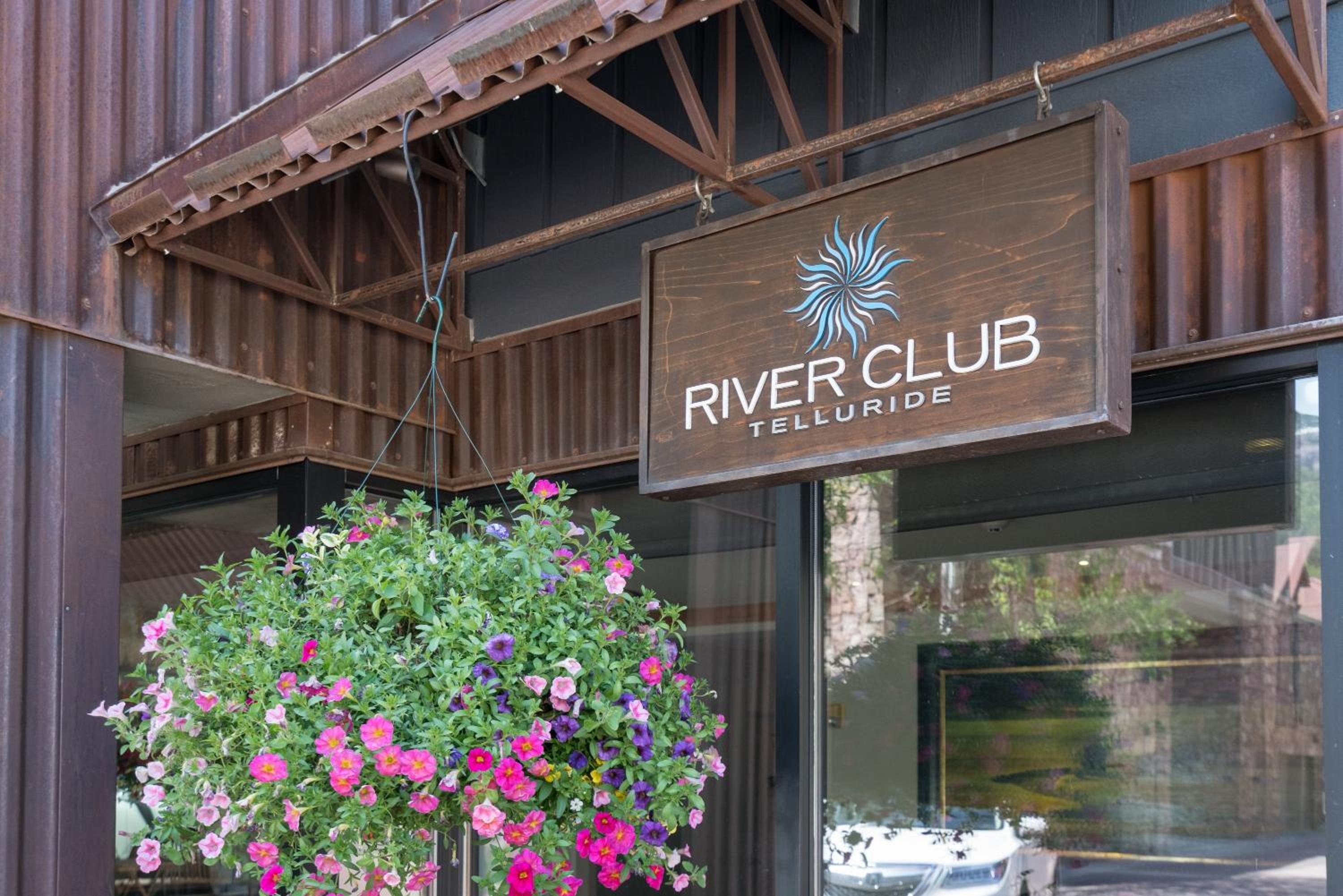River Club 102 by Alpine Lodging Telluride